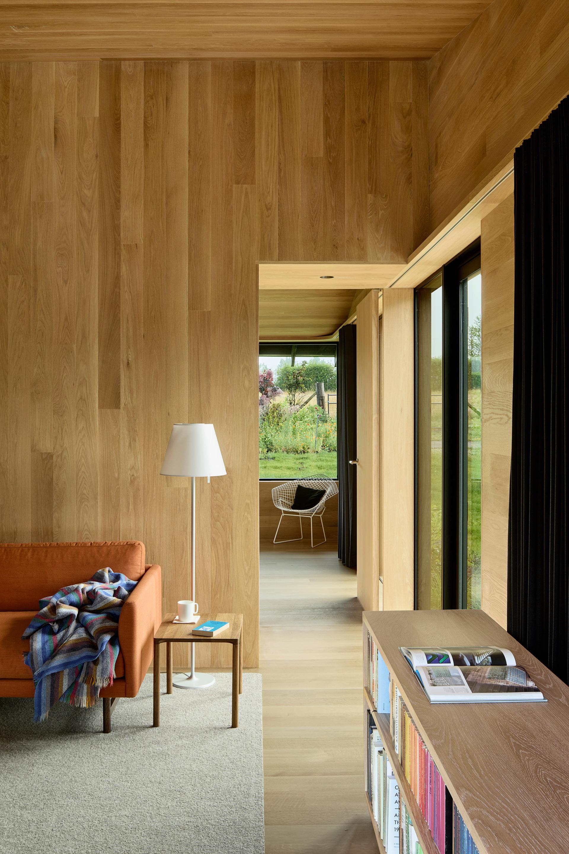 Divine House - image 19