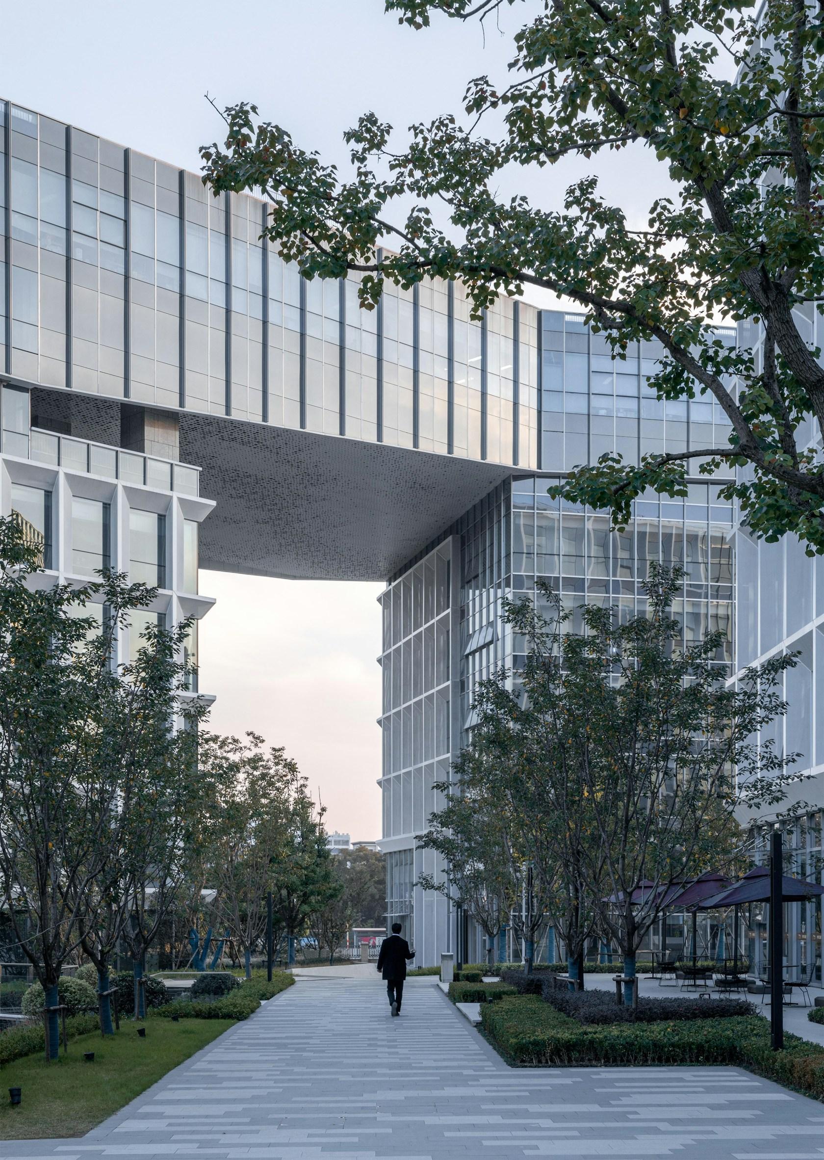 Nanjing Galaxy World Industrial Park - image 8