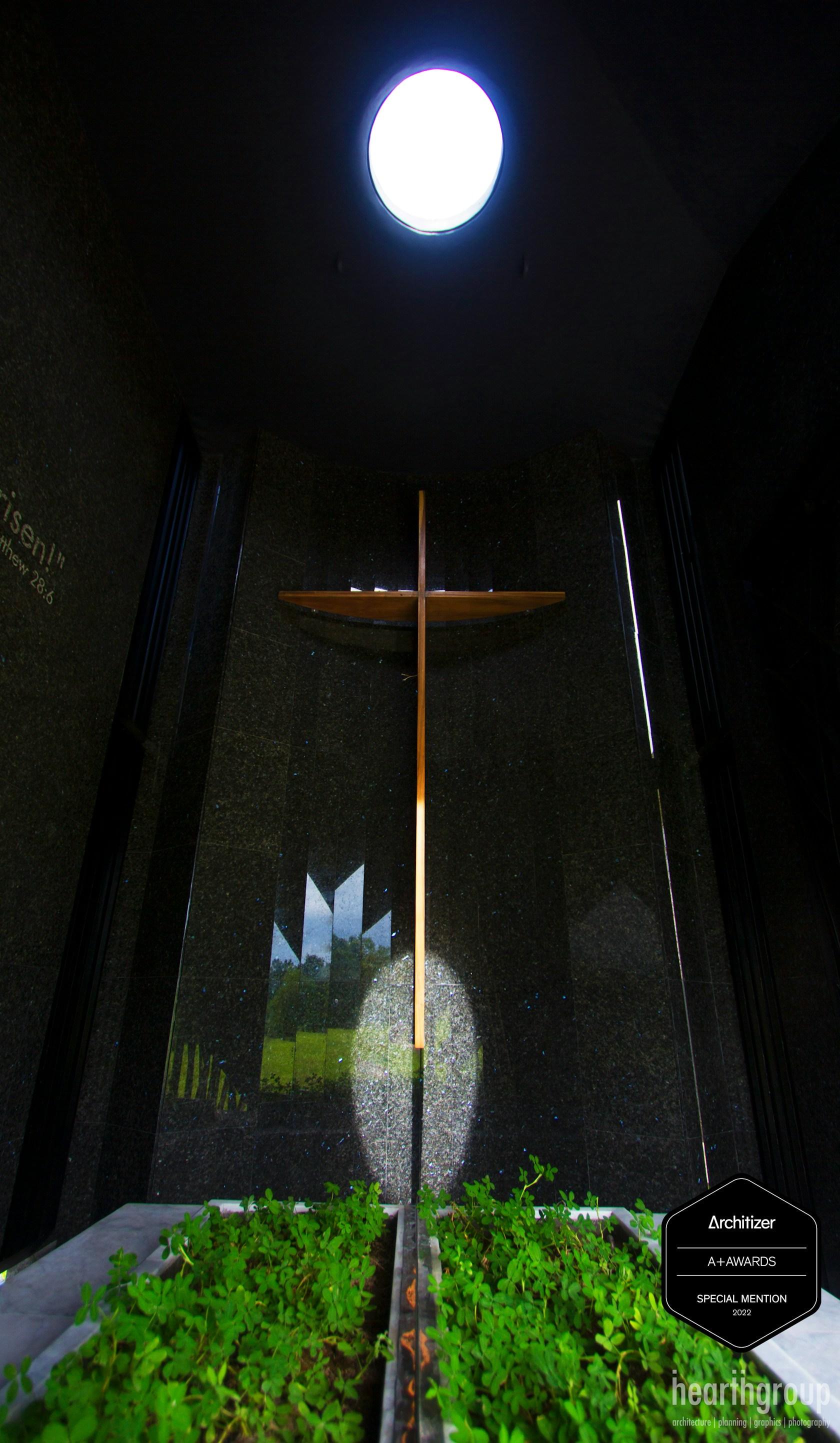 HB Mausoleum - image 11