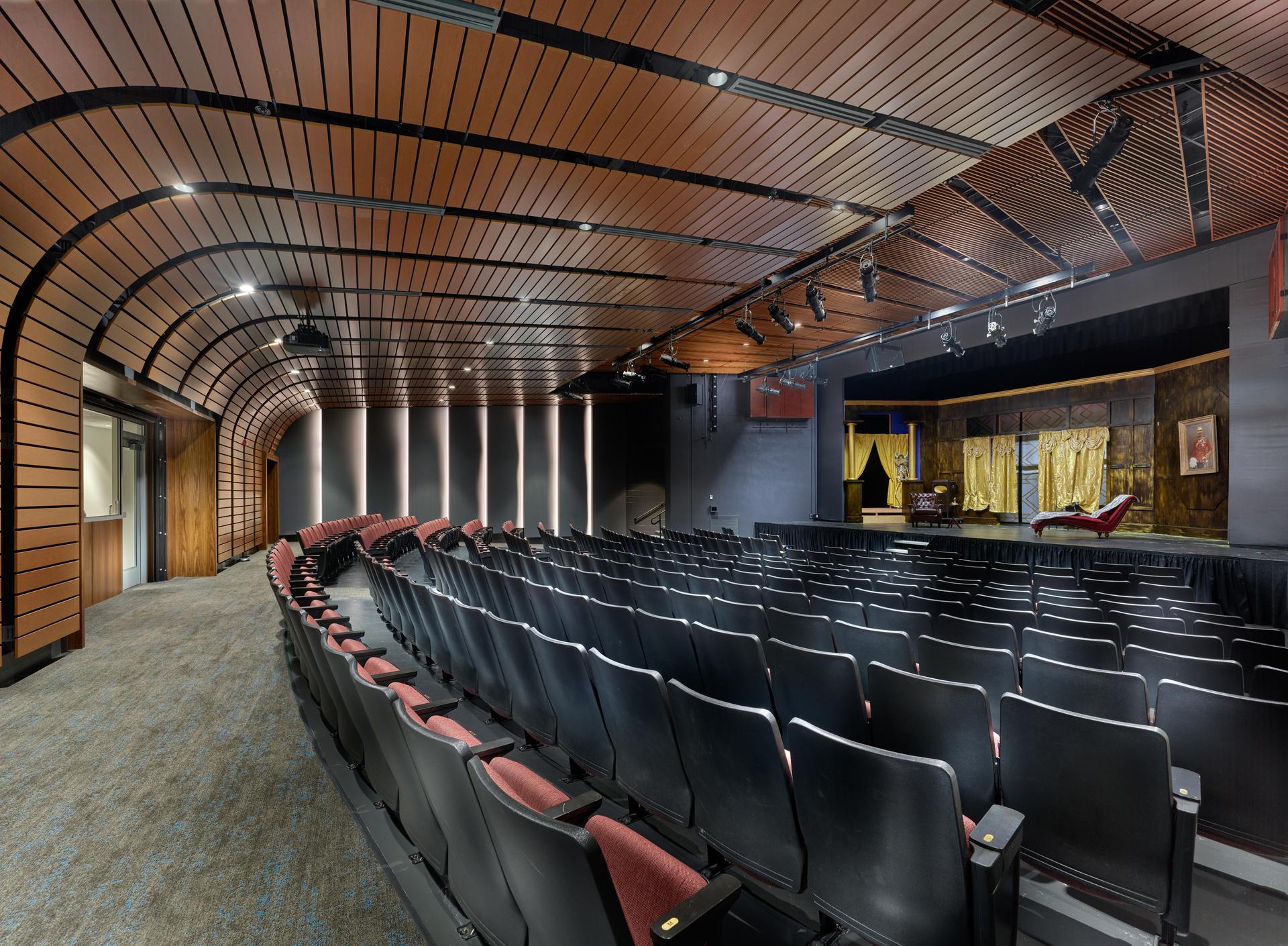 DAYLO STEM Center and Breen Performing Arts Center - image 2