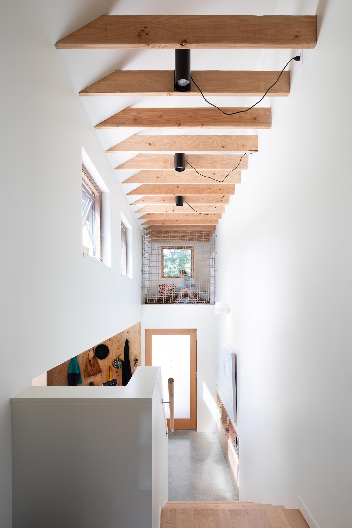 Shift House - image 8