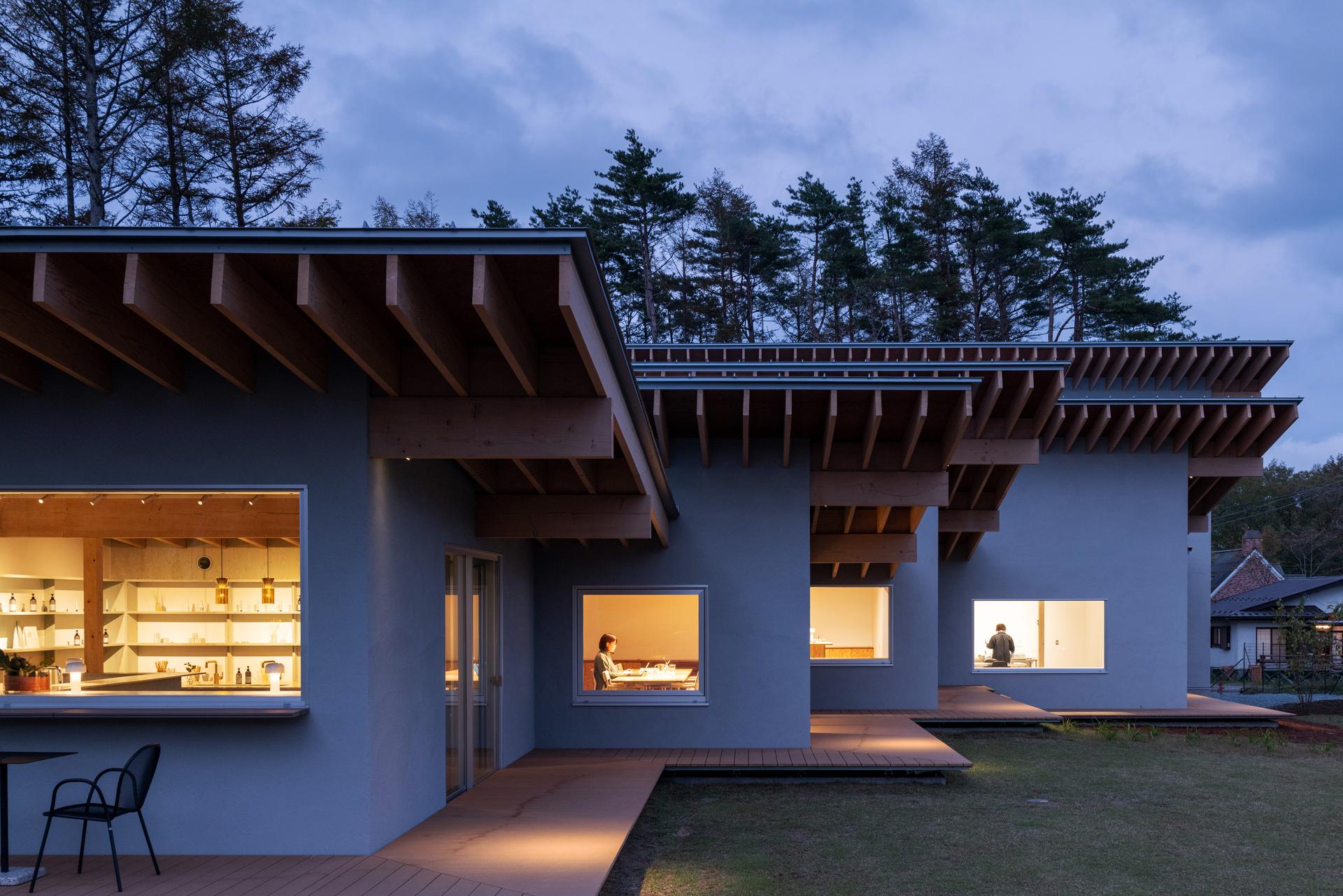 KURASHI NO KAORI Atelier in Lake Yamanaka - image 6