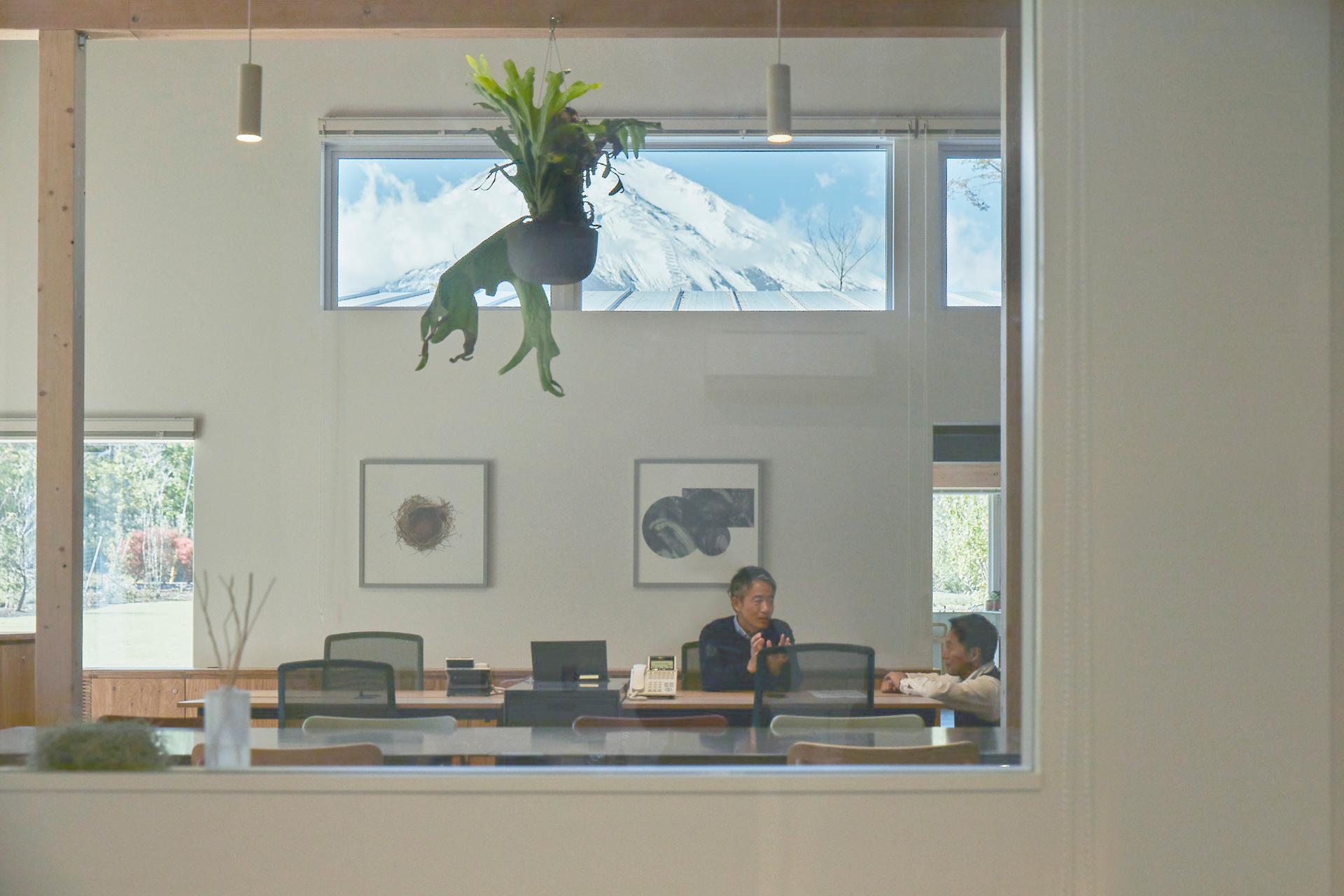 KURASHI NO KAORI Atelier in Lake Yamanaka - image 8