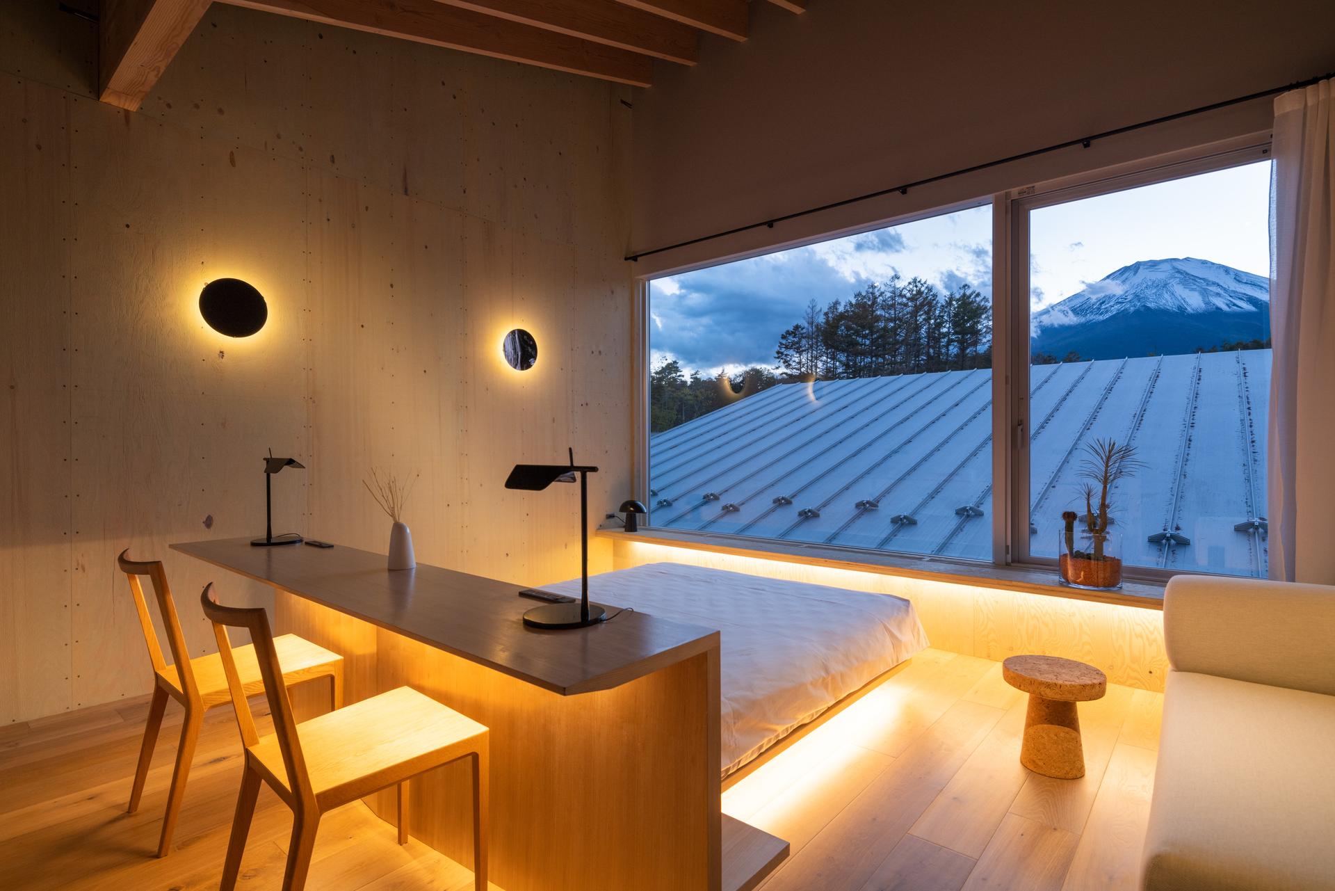 KURASHI NO KAORI Atelier in Lake Yamanaka - image 11