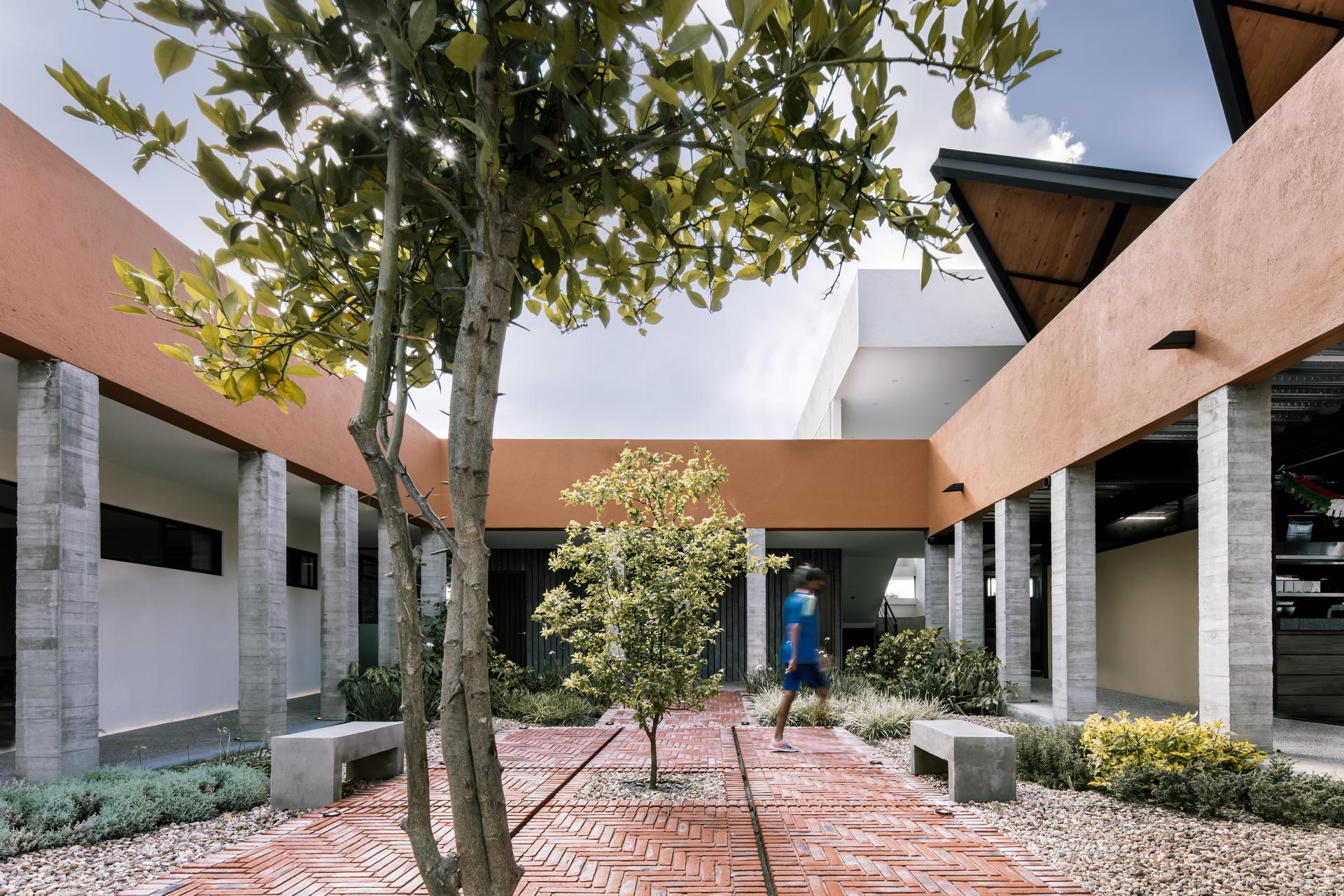 Preparatoria Ceickor - image 4