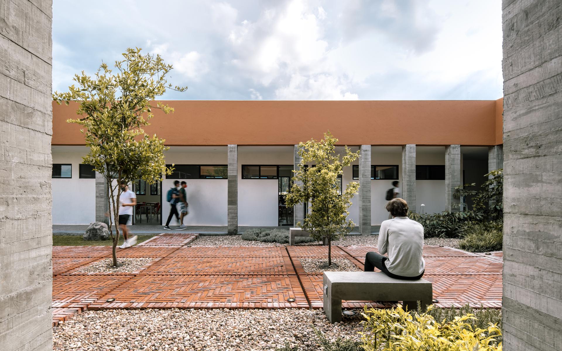 Preparatoria Ceickor - image 3