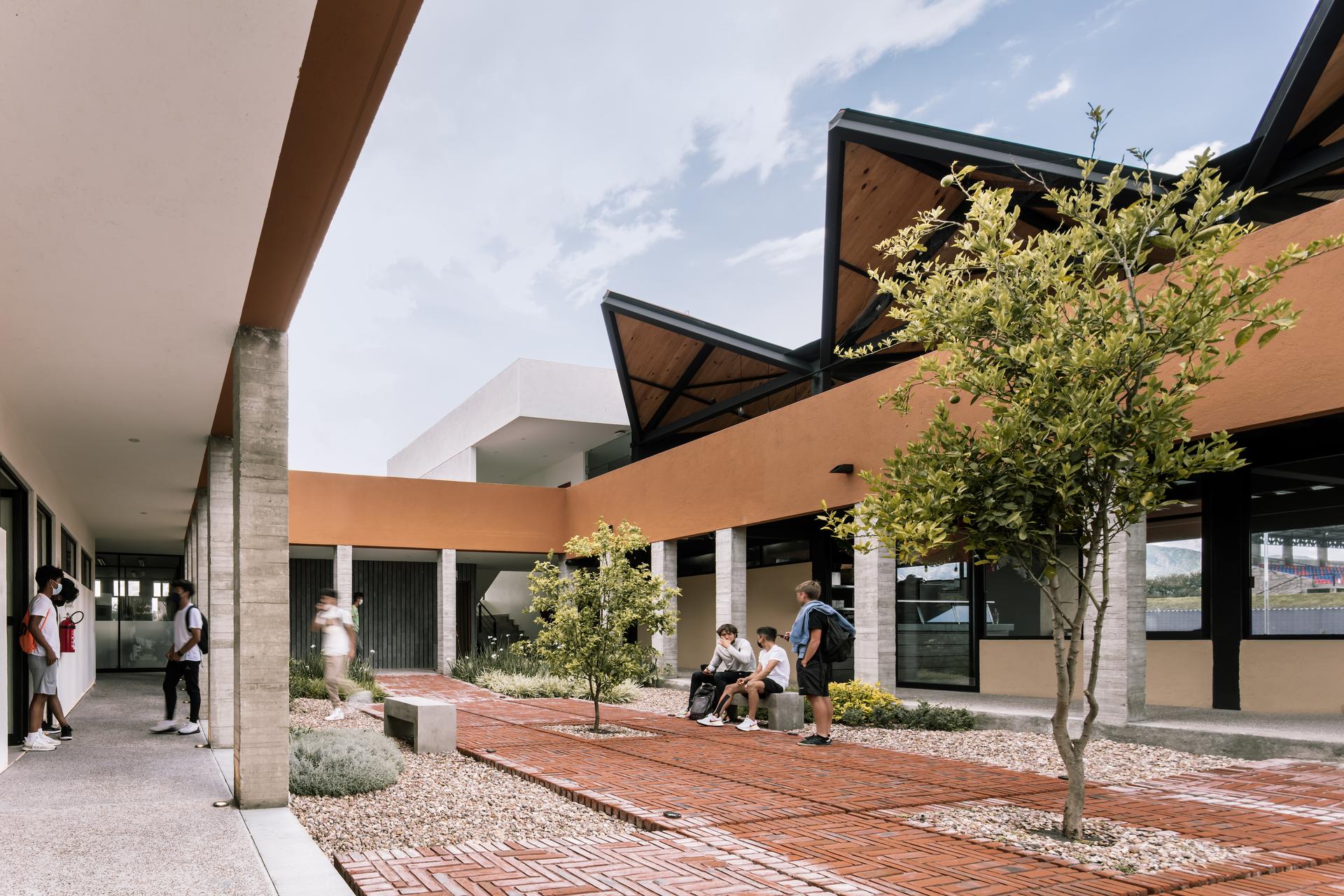 Preparatoria Ceickor - image 5