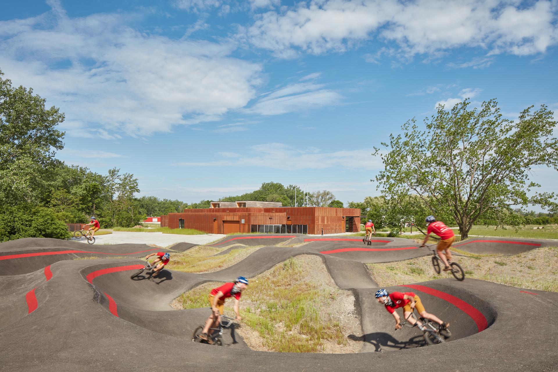 Ford Calumet Environmental Center - image 9