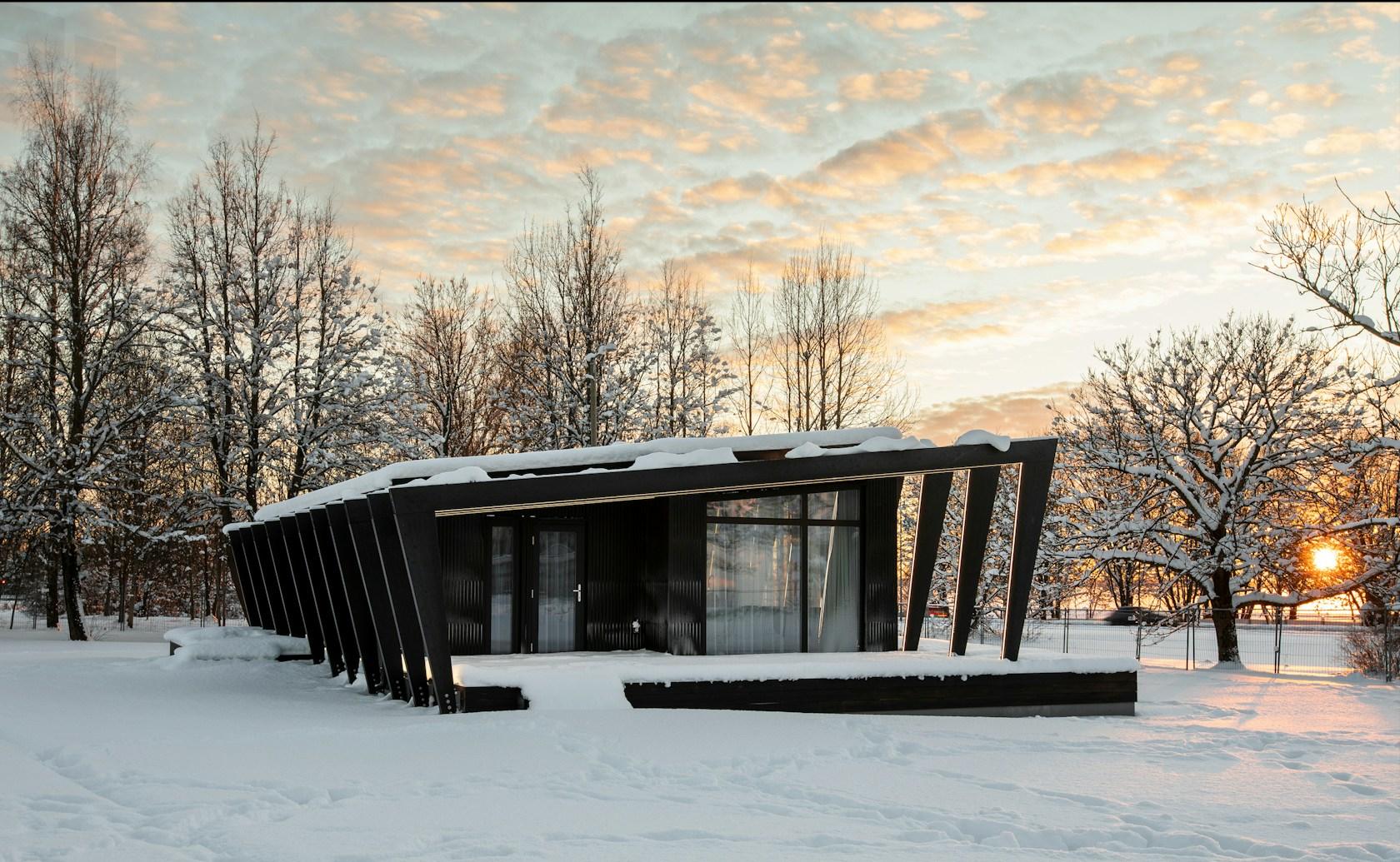 Cliff modular house