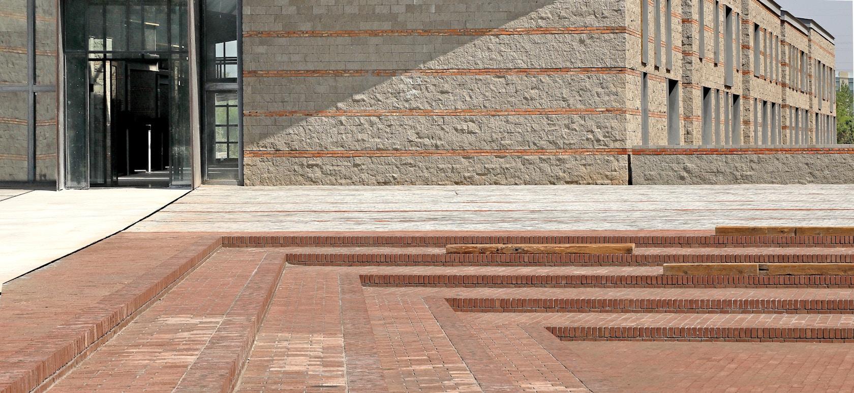 Inner Mongolia Normal University Sculpture Research Center - image 3
