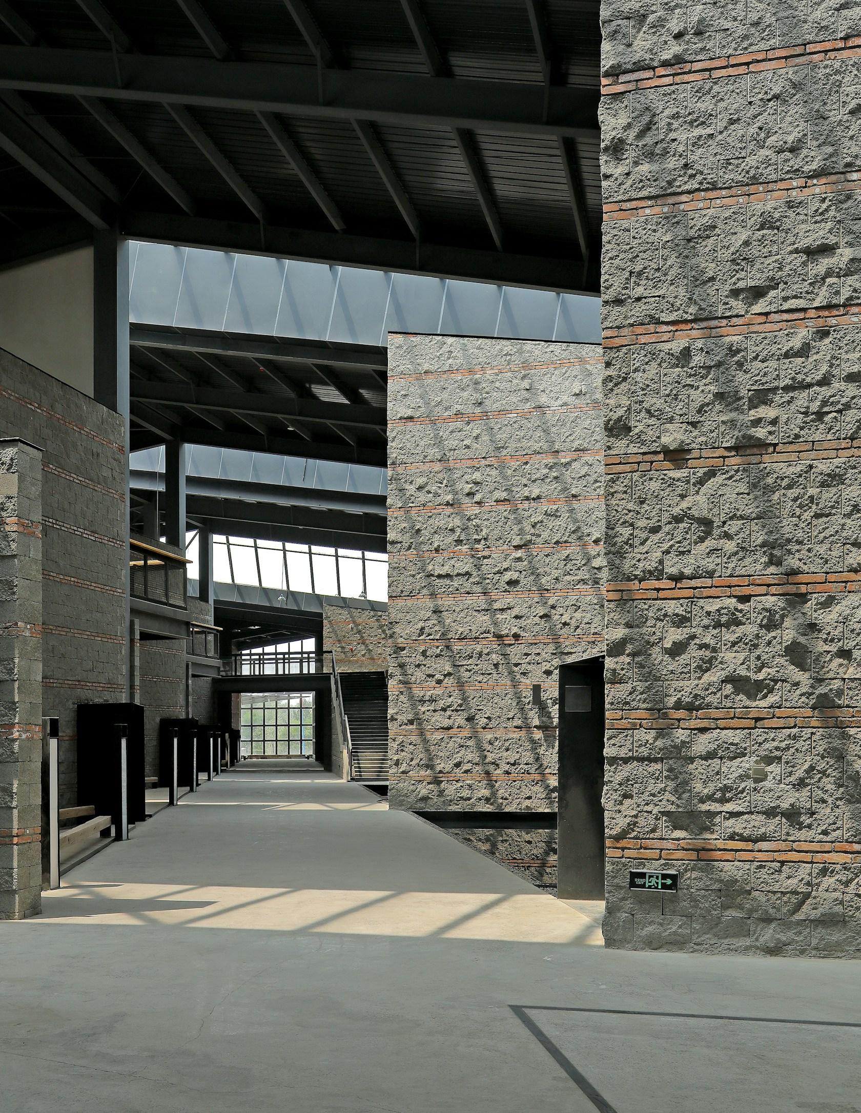 Inner Mongolia Normal University Sculpture Research Center - image 5