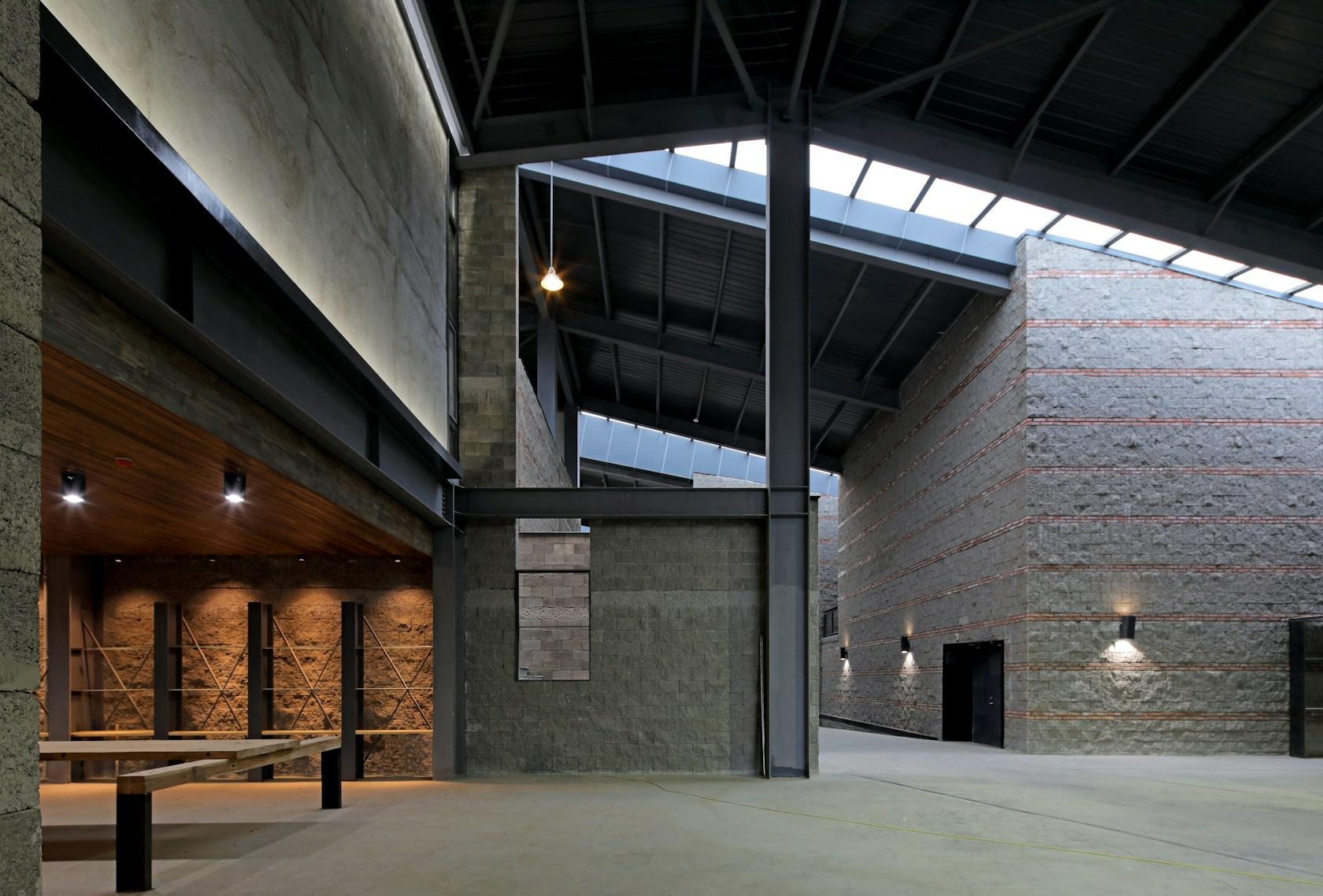 Inner Mongolia Normal University Sculpture Research Center - image 7