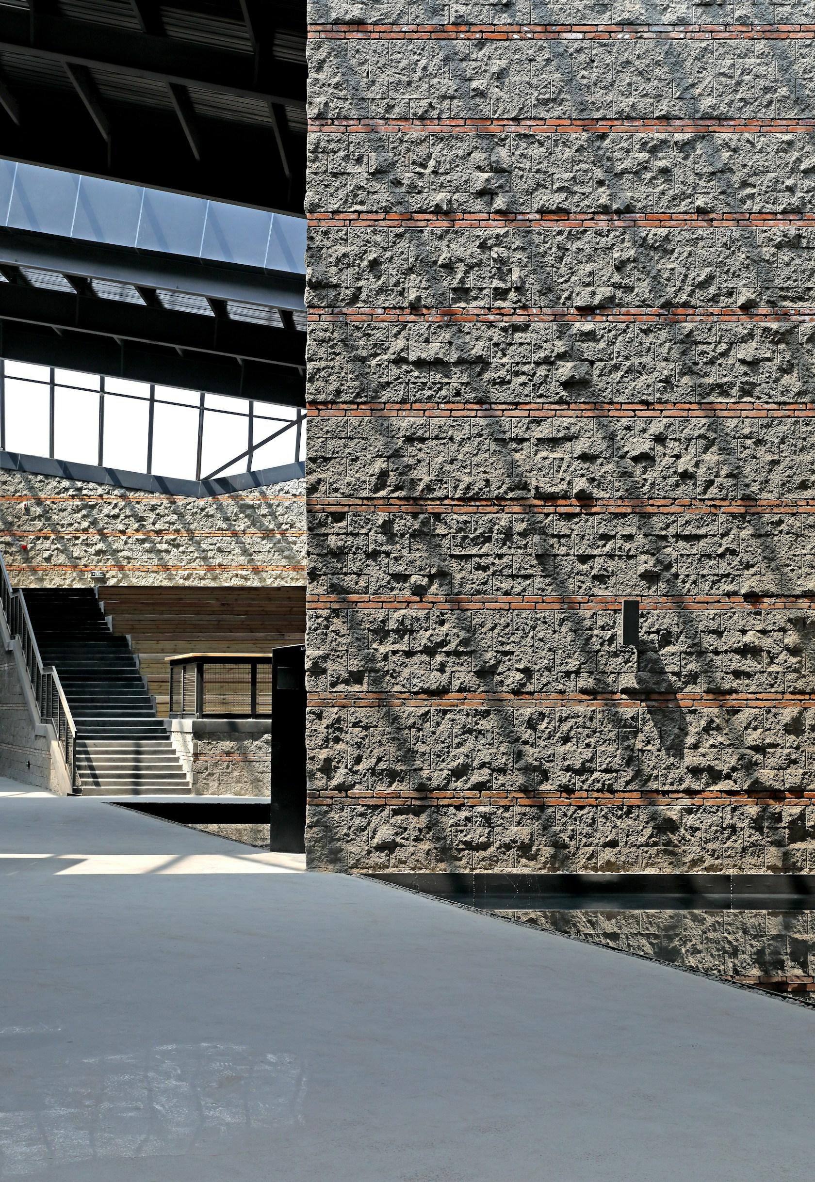 Inner Mongolia Normal University Sculpture Research Center - image 10