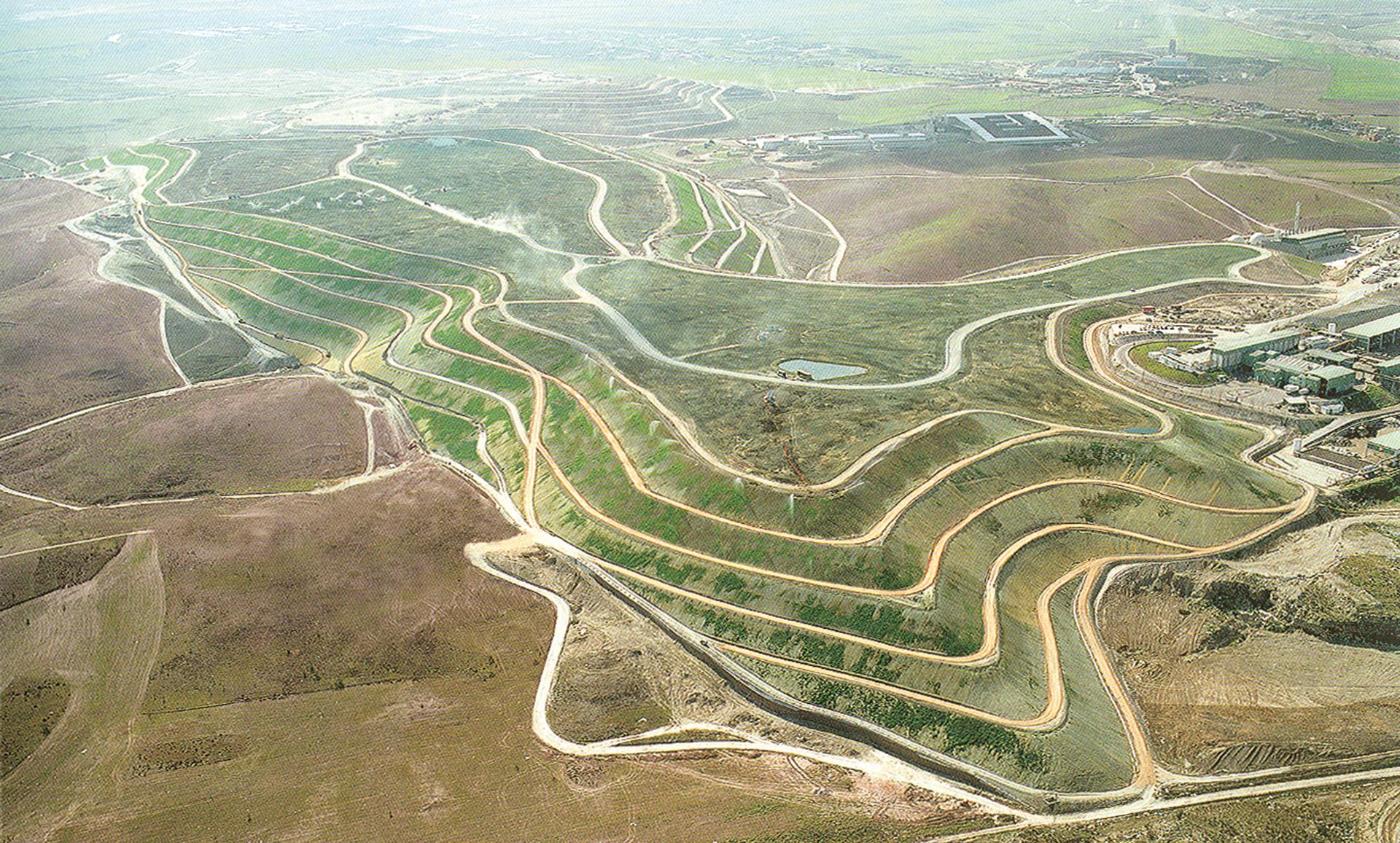 Valdemingomez Forest Park. Landscape Restoration of Valdemingomez Waste Landfill - image 4