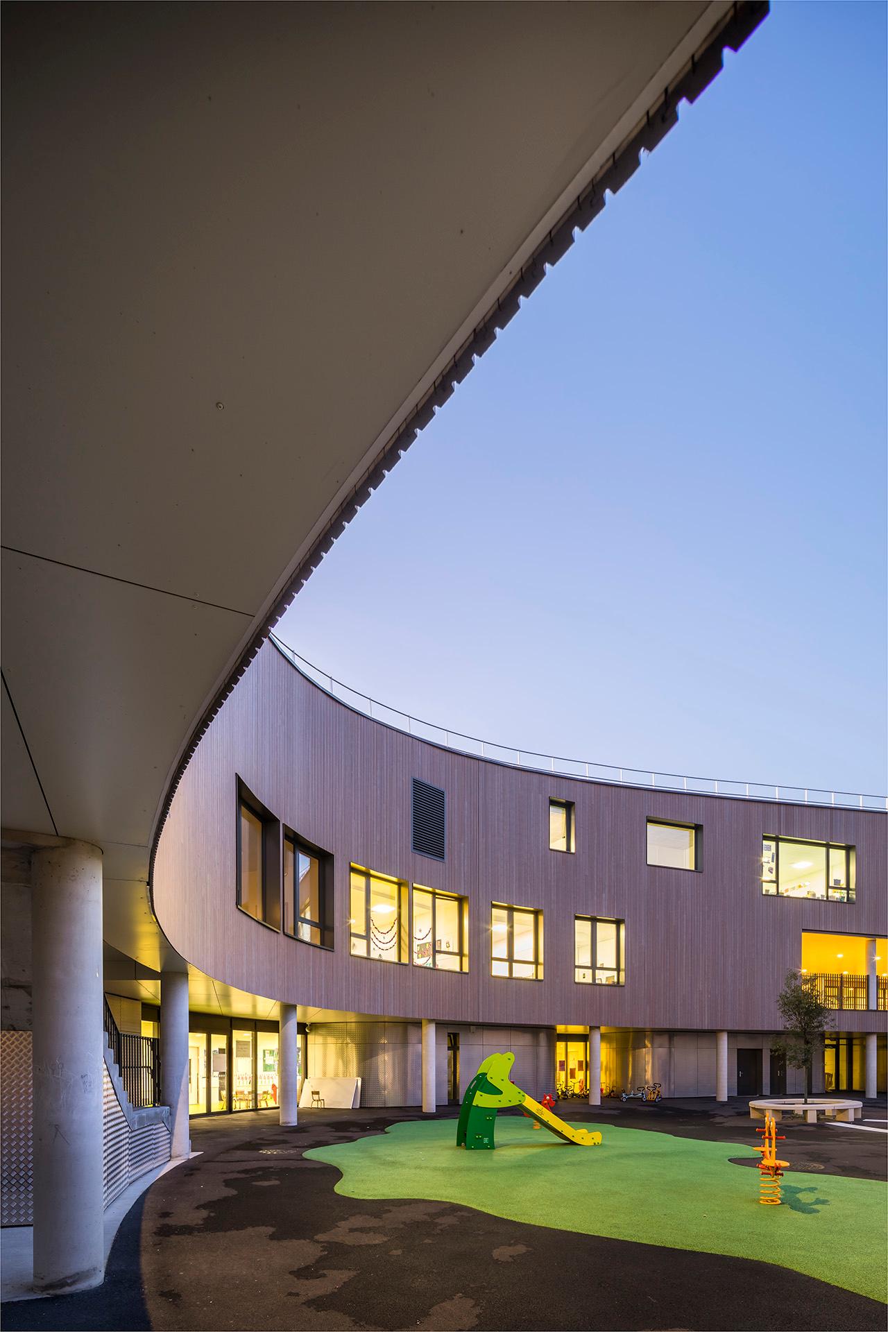 Angela Davis school - image 17