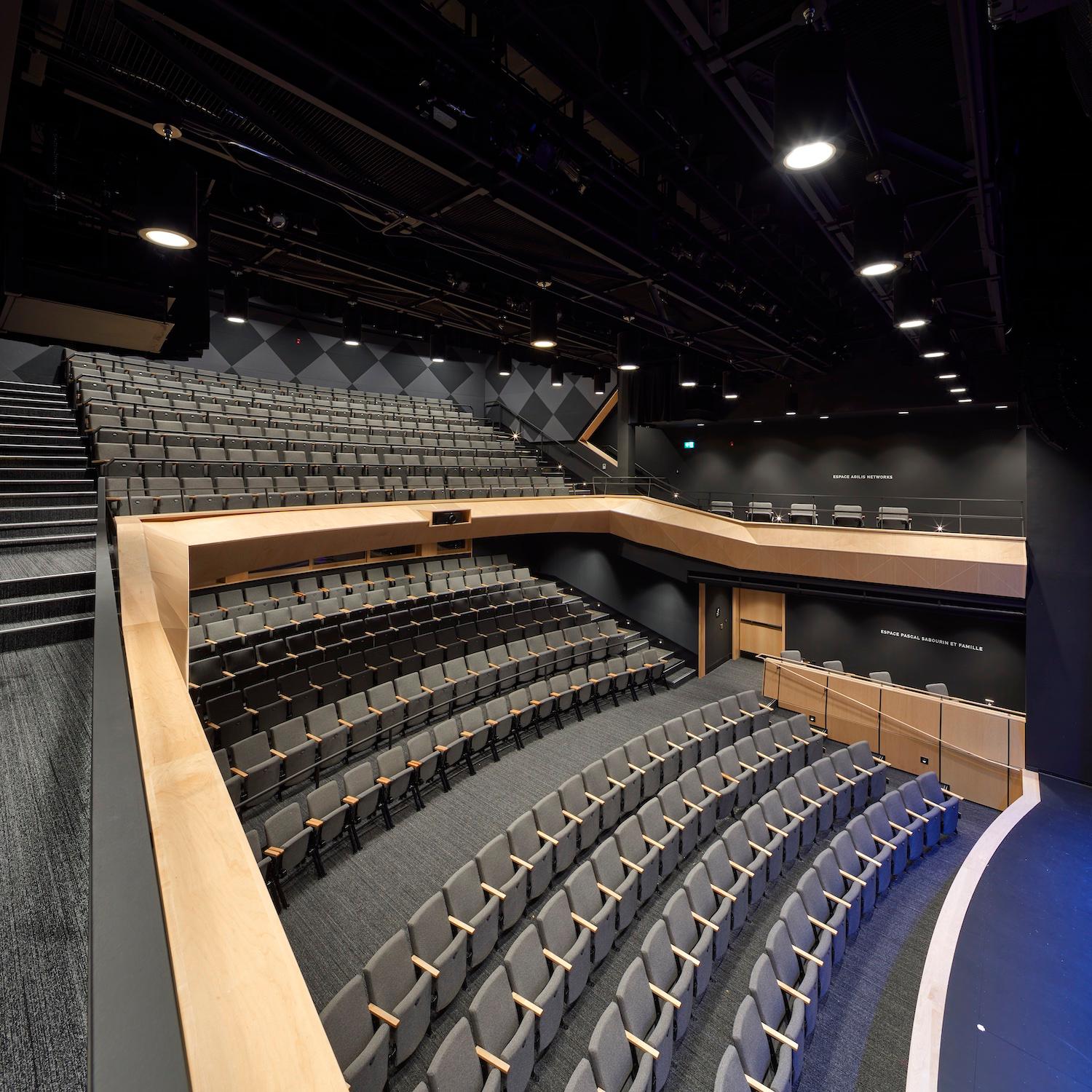 Place des Arts - image 8
