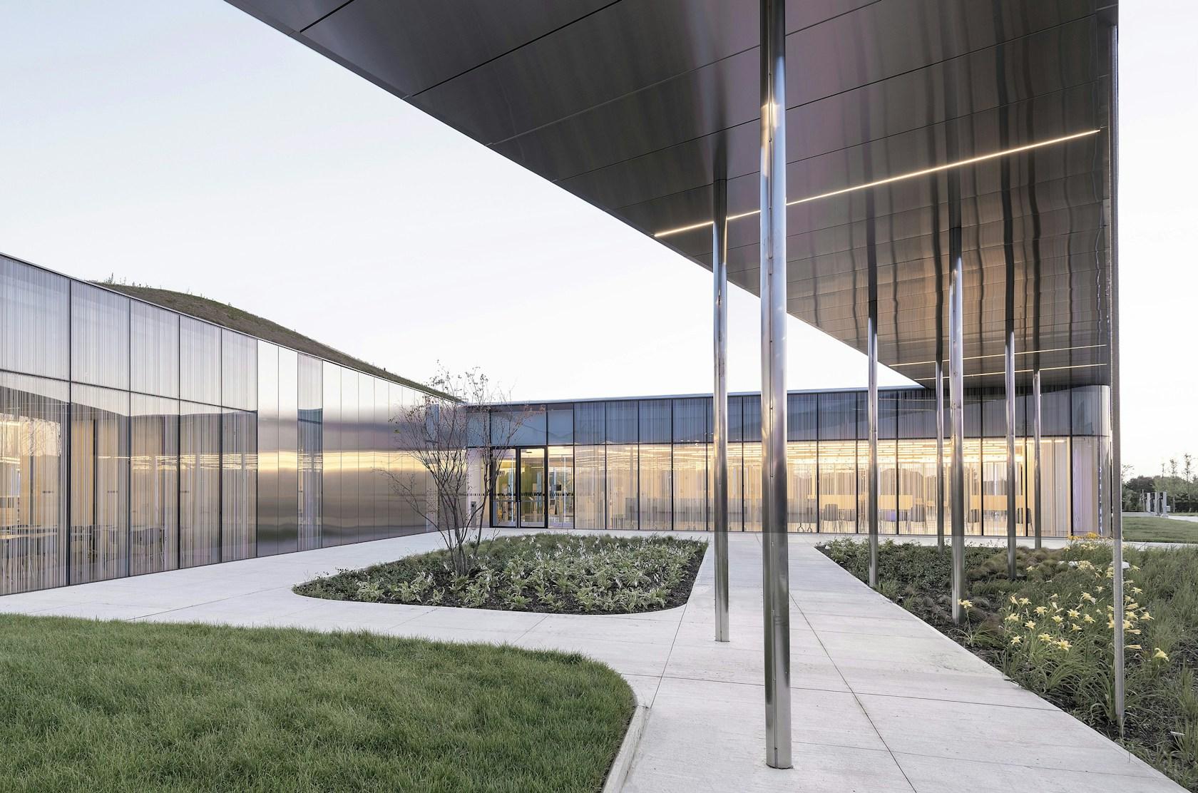 Springdale Library and Komagata Maru Park - image 2
