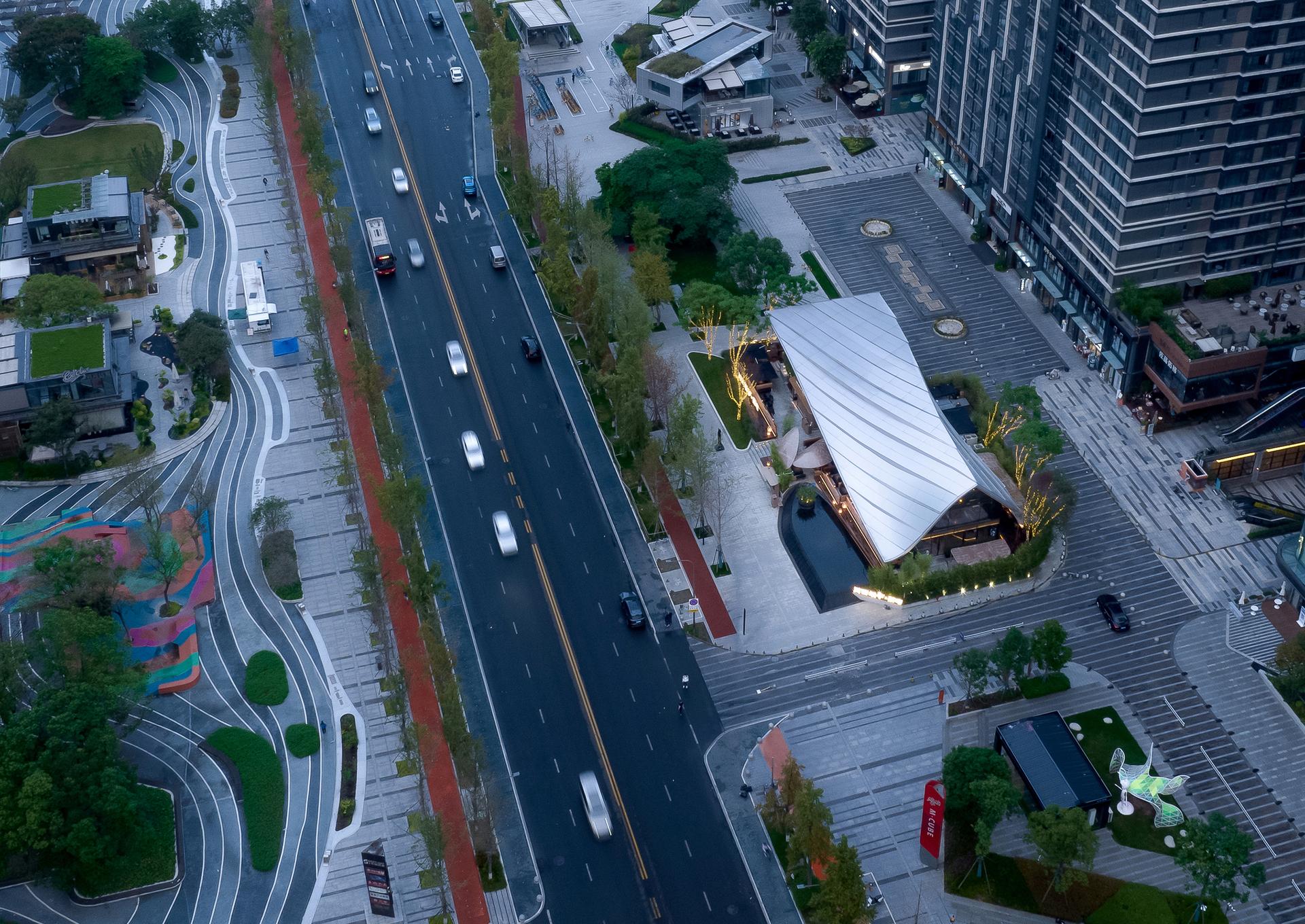 A Breath of Nature in City- Timber-Roofed Restaurant on Jiaozi Avenue - image 5