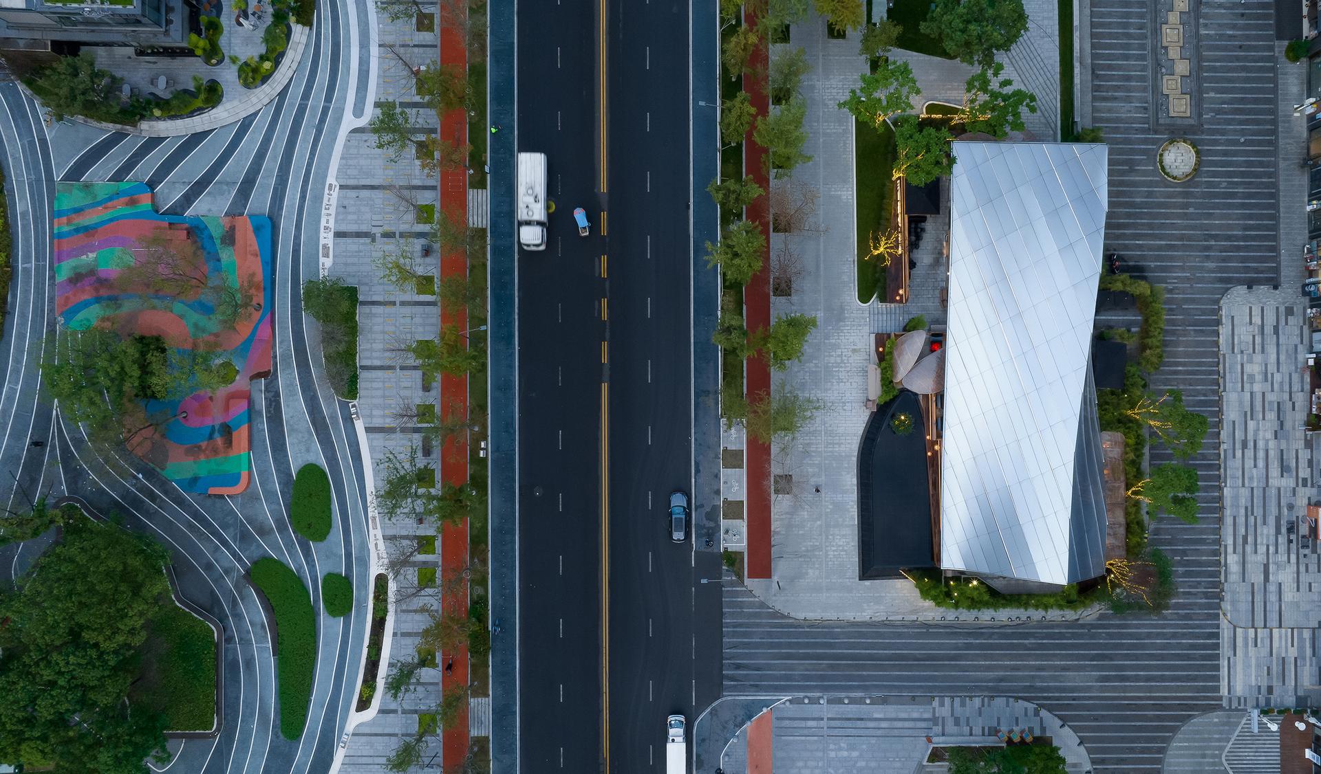 A Breath of Nature in City- Timber-Roofed Restaurant on Jiaozi Avenue - image 6