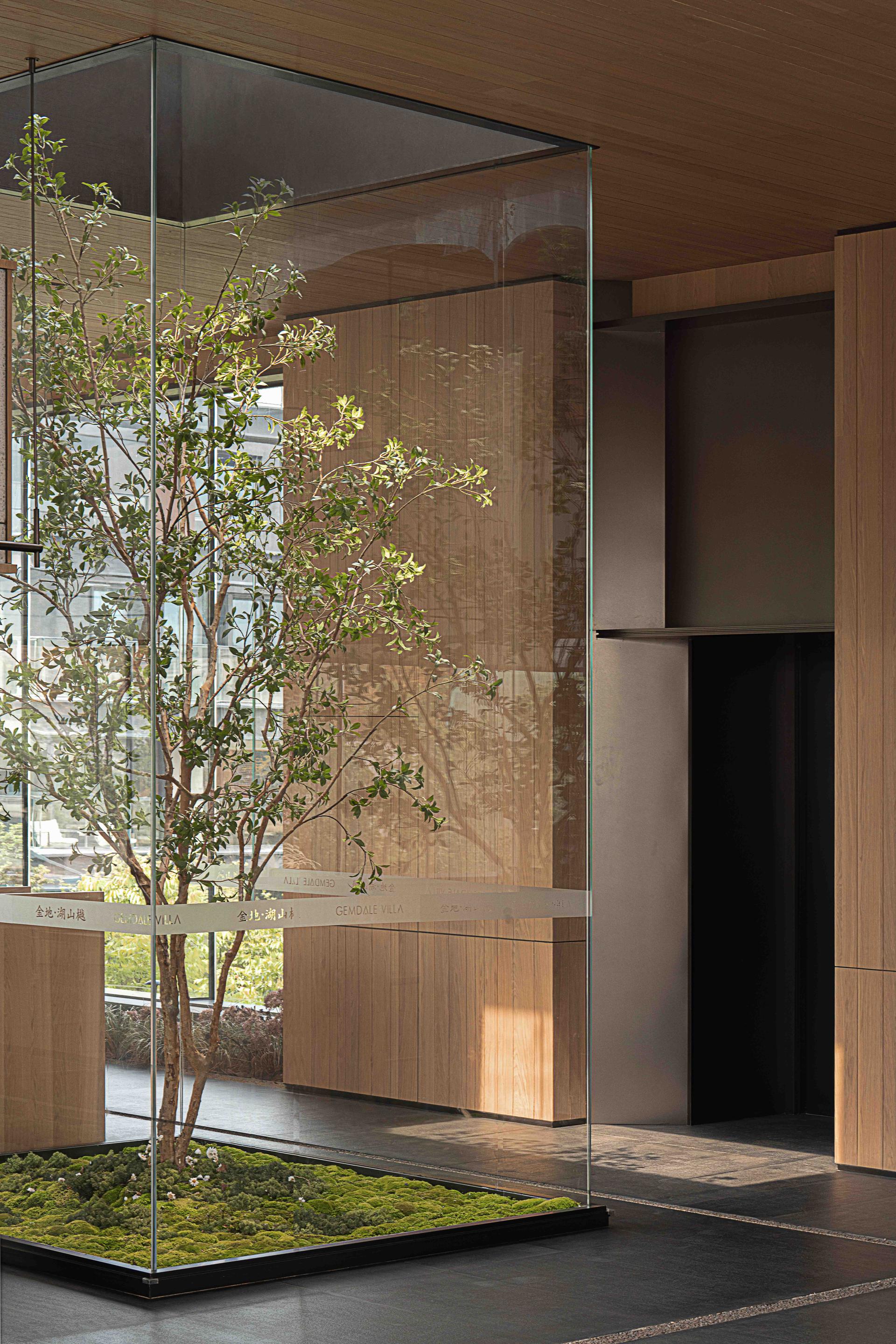 Four Seasons Pavilion - image 8