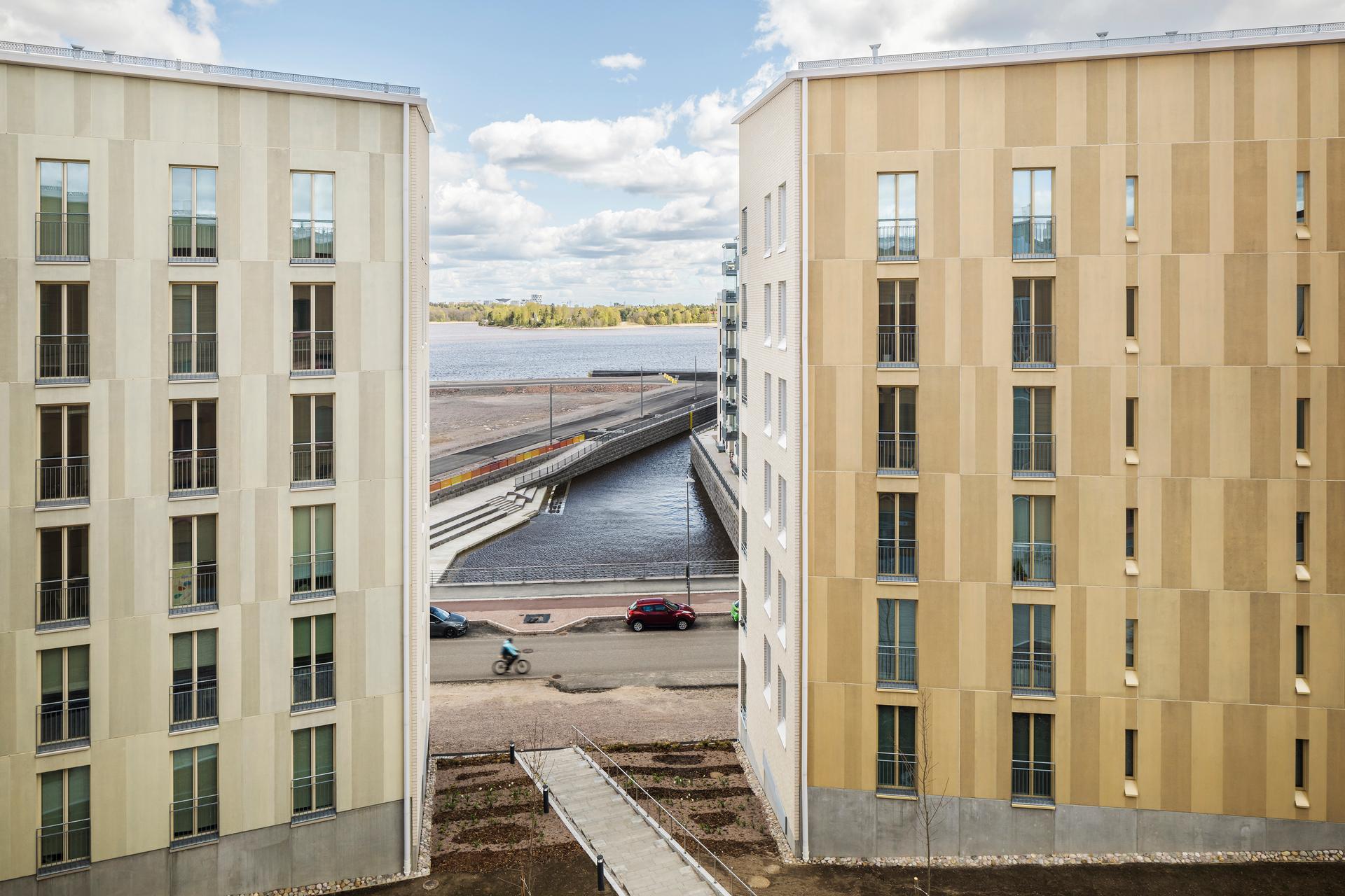 Atrain Housing Block - image 11