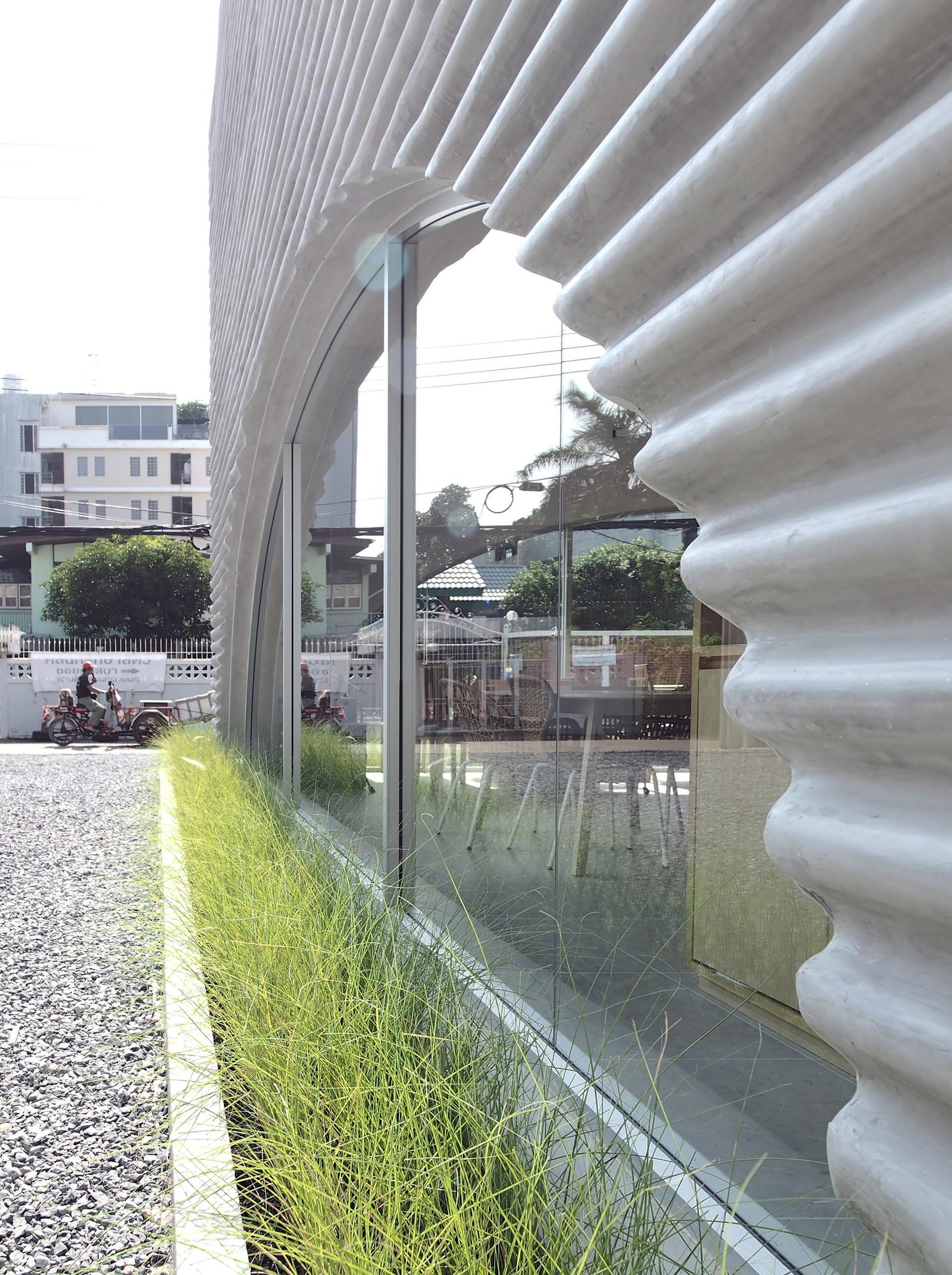 Khao Niao Restaurant + Onda Cafe - image 9
