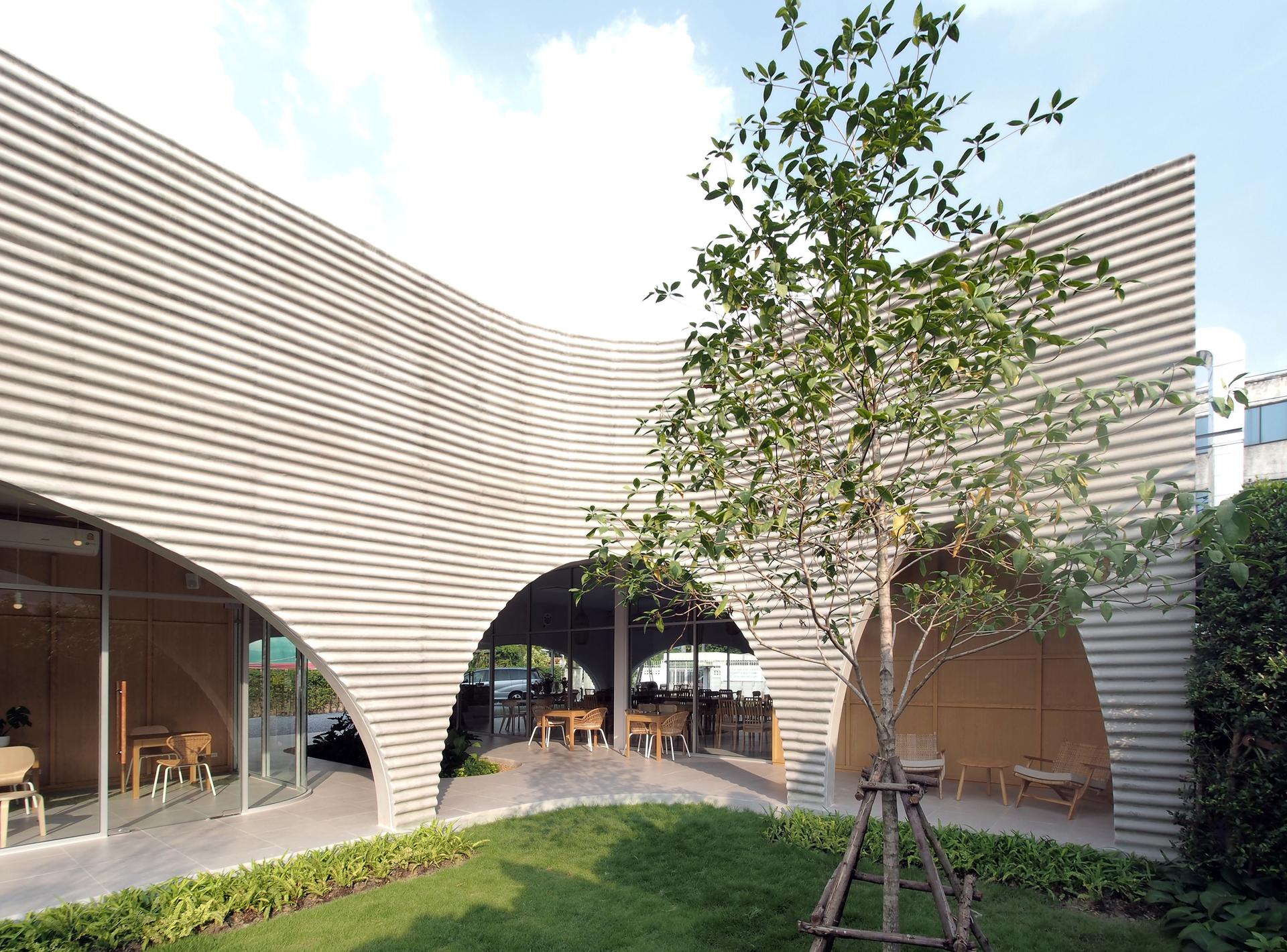Khao Niao Restaurant + Onda Cafe - image 14