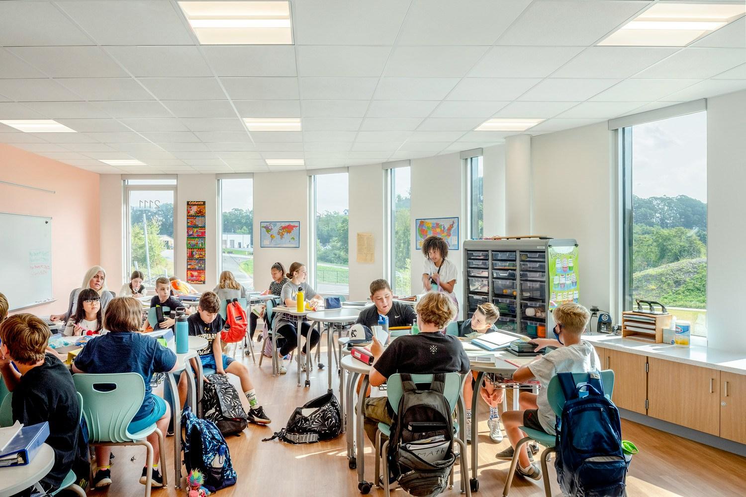 Ehrman Crest Elementary and Middle School - image 12
