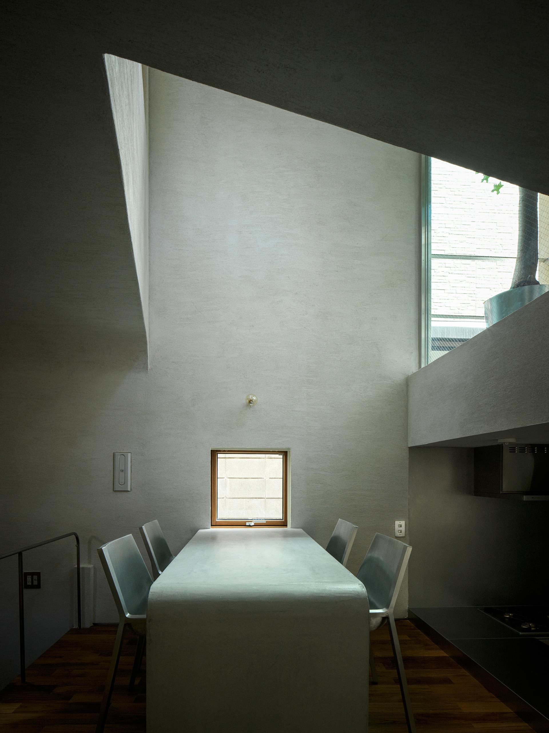 A Japanese Artist’s House - image 5