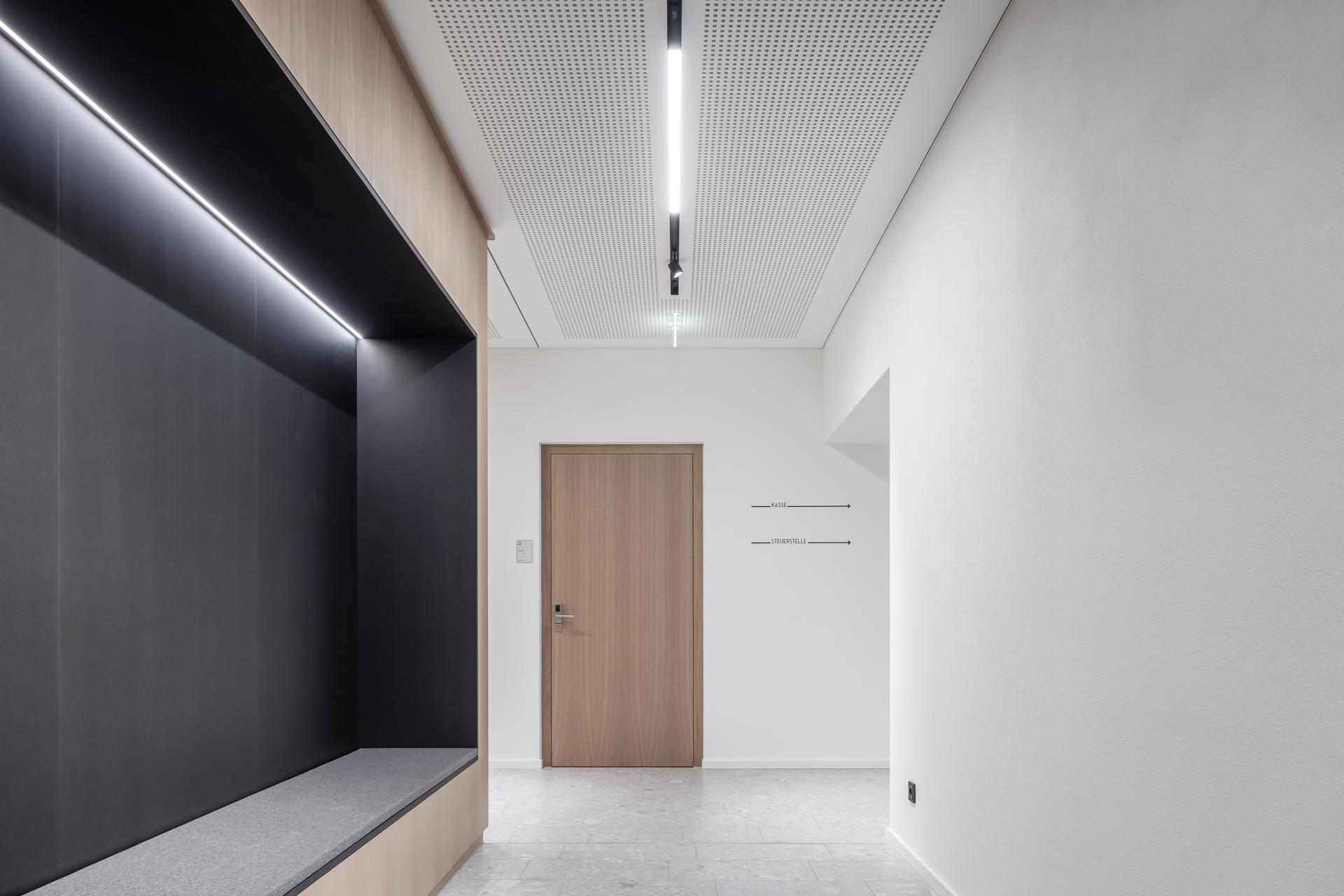 City Hall Reischach - image 14
