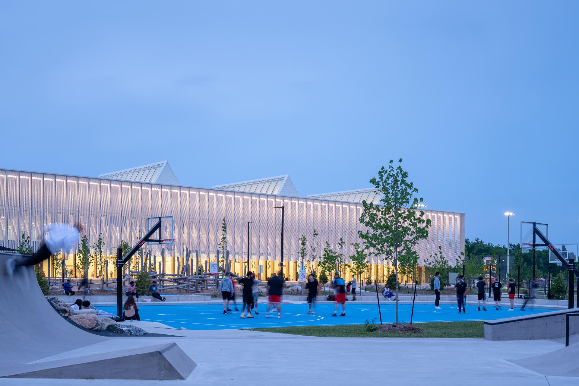 Churchill Meadows Community Centre and Sports Park - image 2