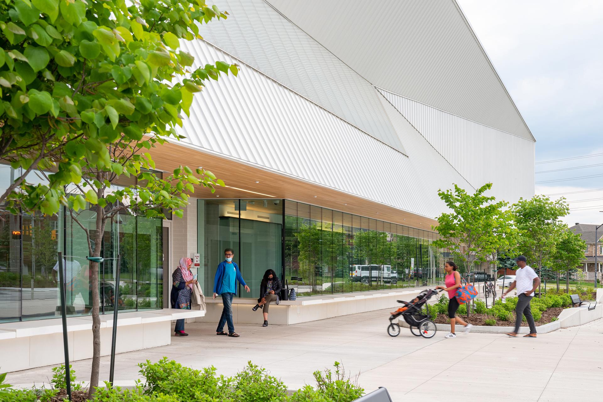 Churchill Meadows Community Centre and Sports Park - image 12