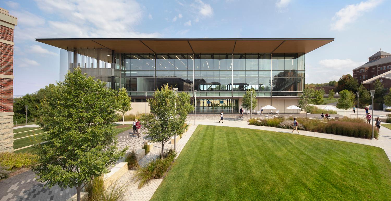 California State Polytechnic University, Pomona, Administration Replacement Building - image 10