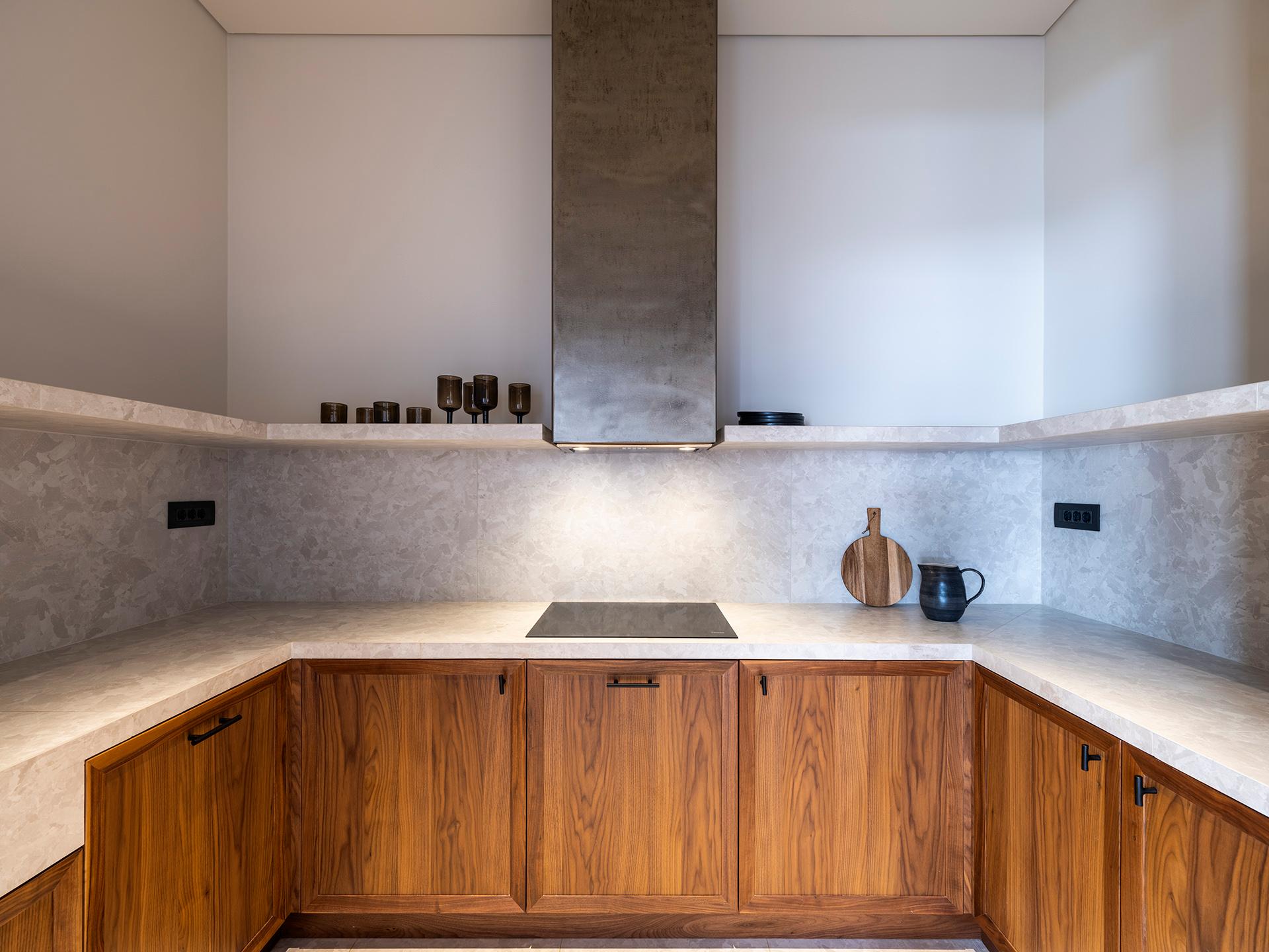 Snowfall House - image 13