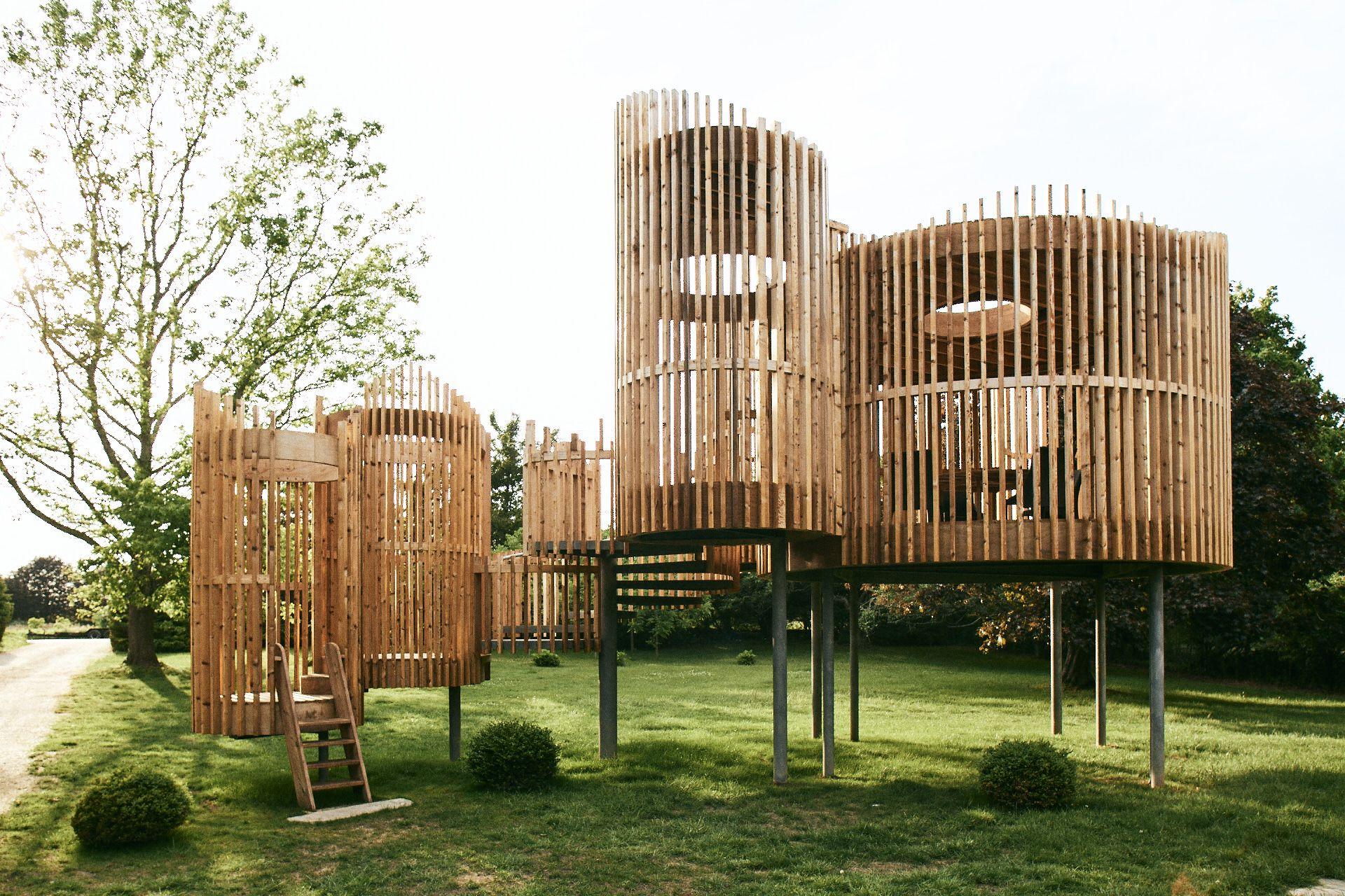 Outside-in pavilion - image 13
