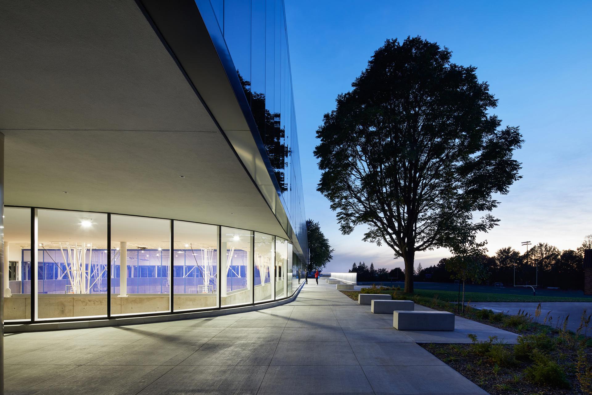 Notre-Dame College Gymnasium - image 11