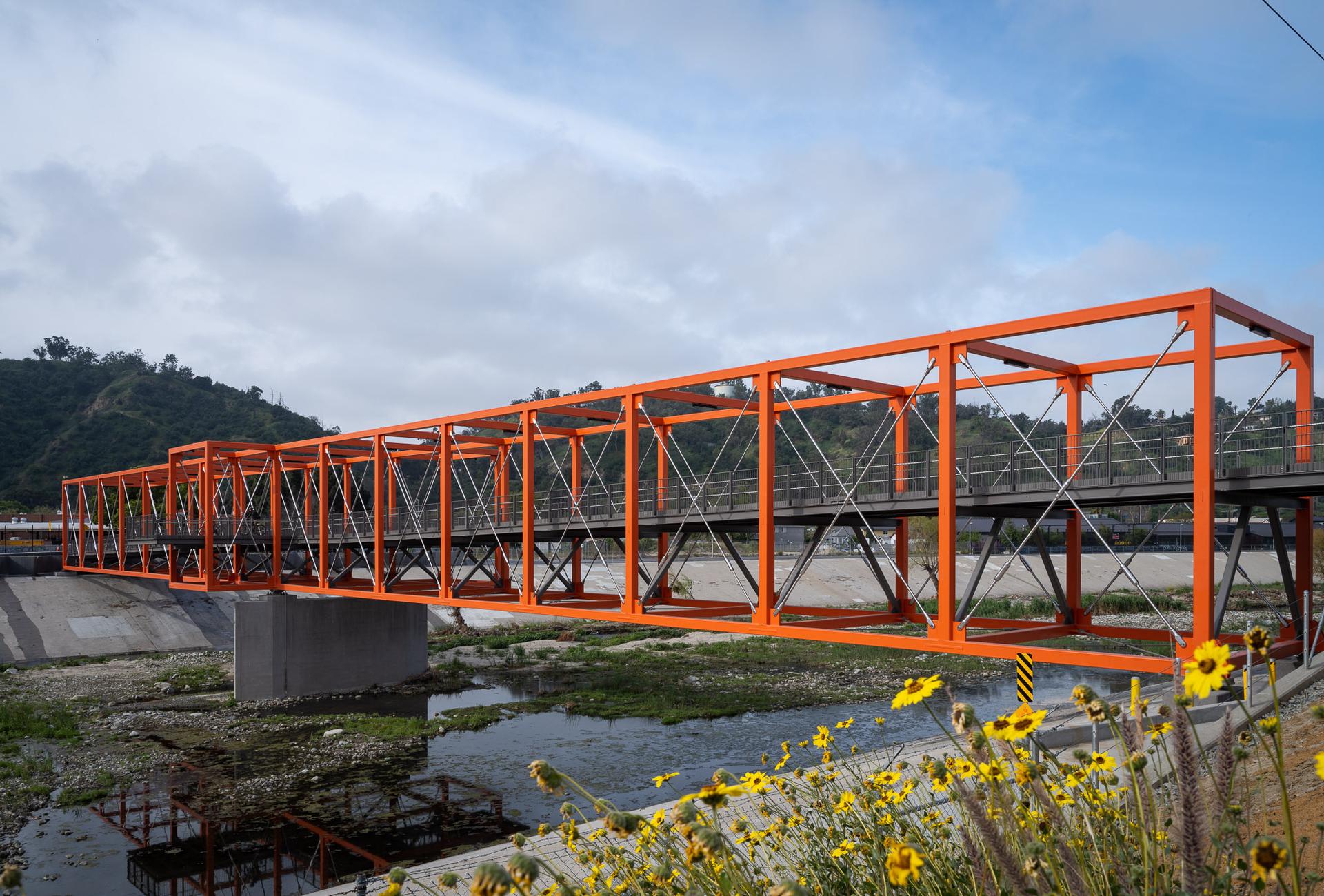 Rumblefish - Taylor Yard Bicycle and Pedestrian Bridge - image 4
