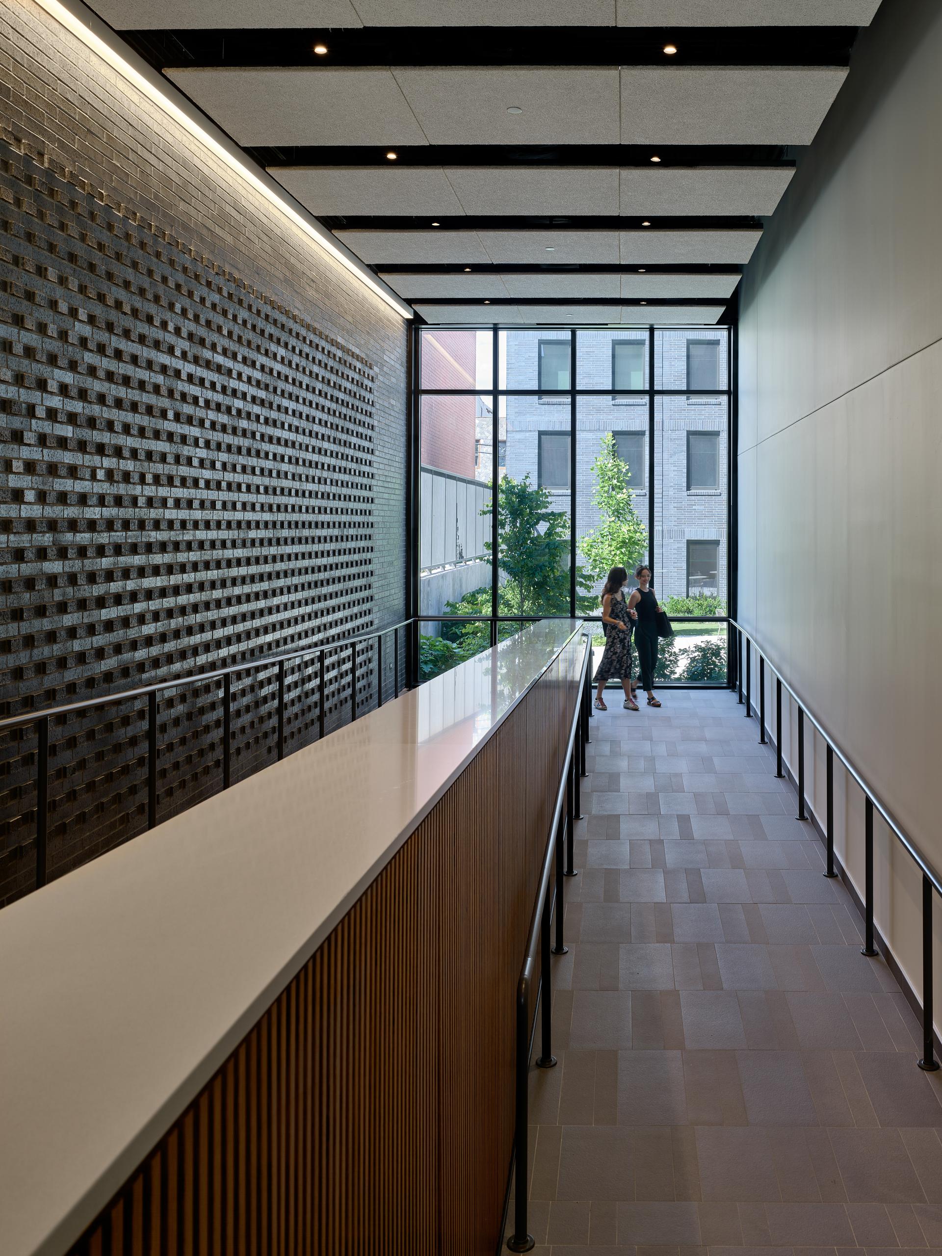 Betances Residence - image 7