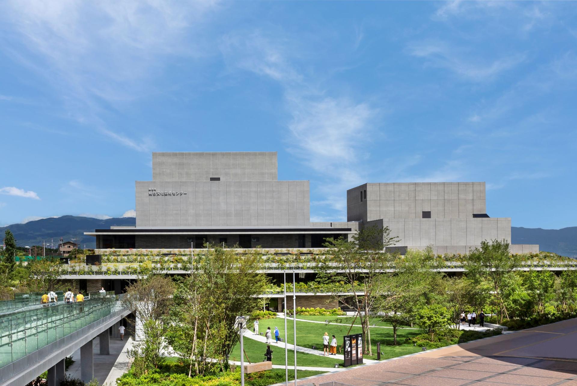 Hirakata Performing & Visual Arts Center