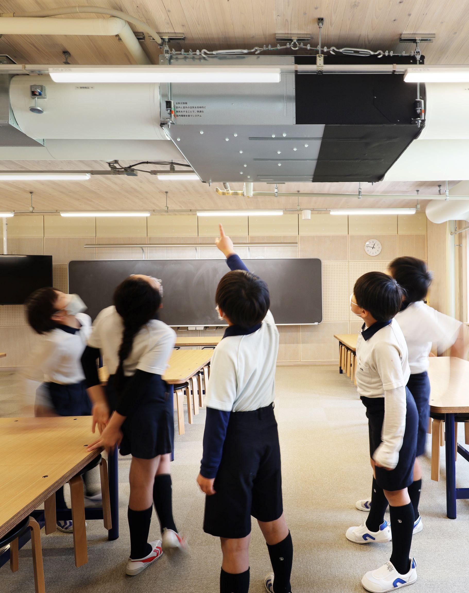 Showa Gakuin Elementary School West Wing - image 6