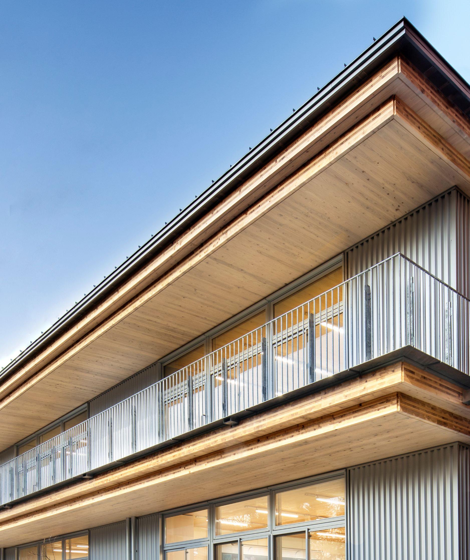 Showa Gakuin Elementary School West Wing - image 3