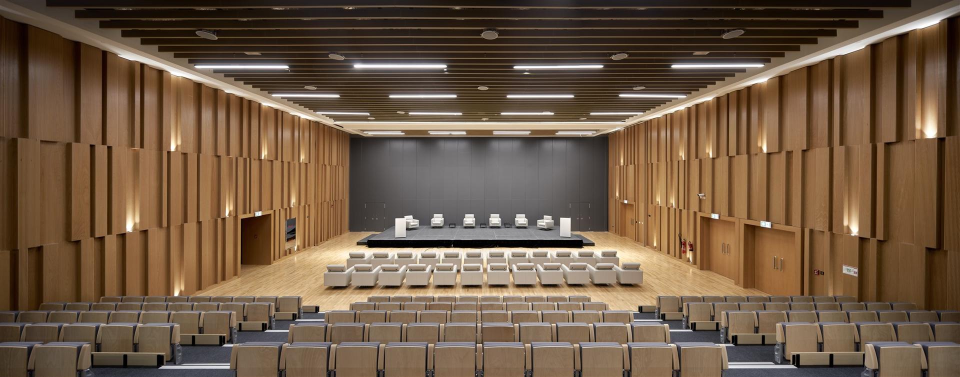 Anwar Gargash Diplomatic Academy - image 12