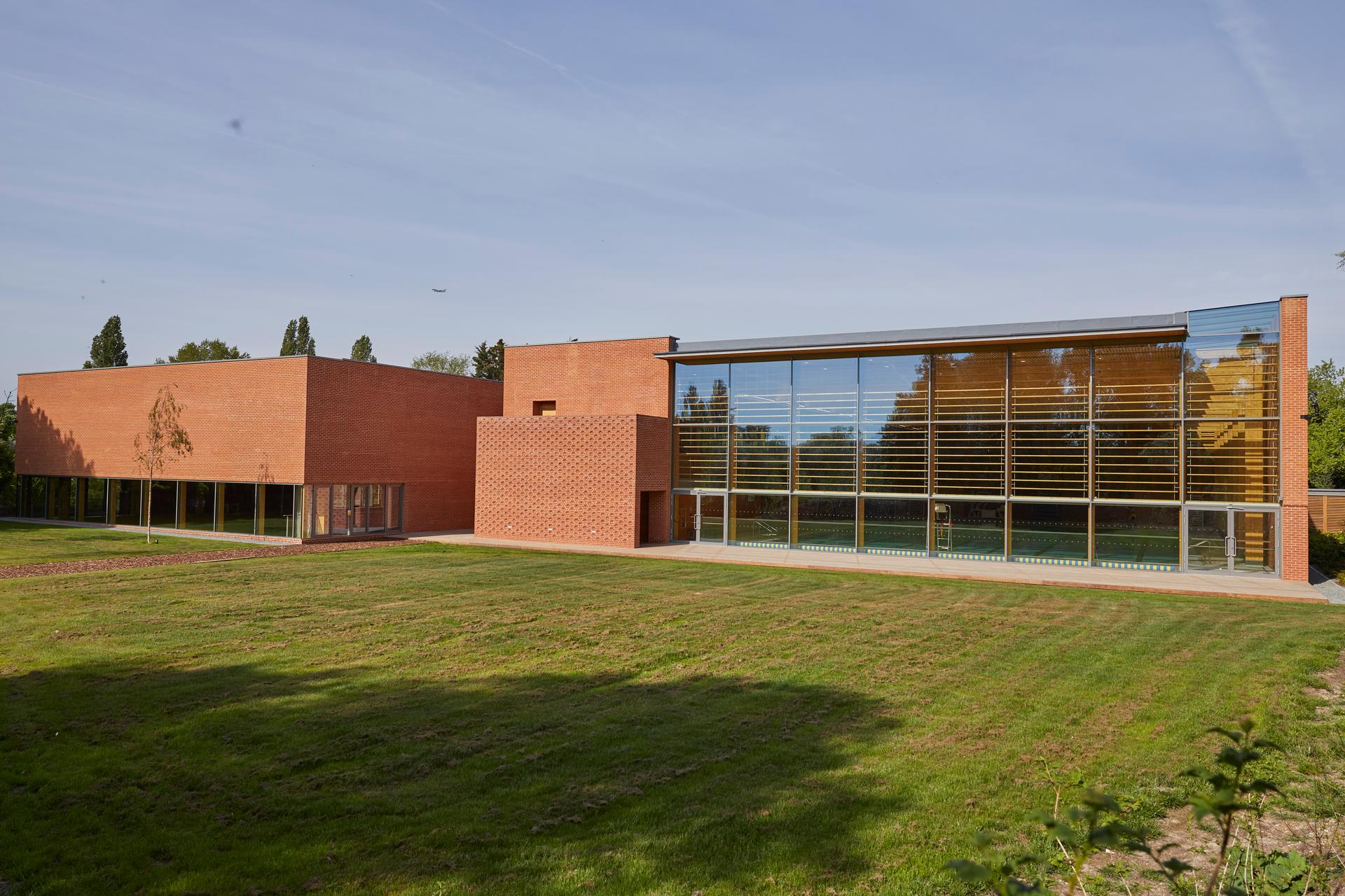 Eton Sports & Aquatics Centre - image 2