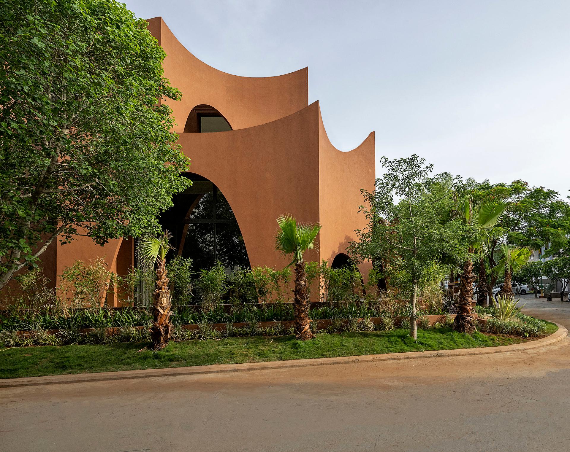 MIRAI HOUSE OF ARCHES - image 6