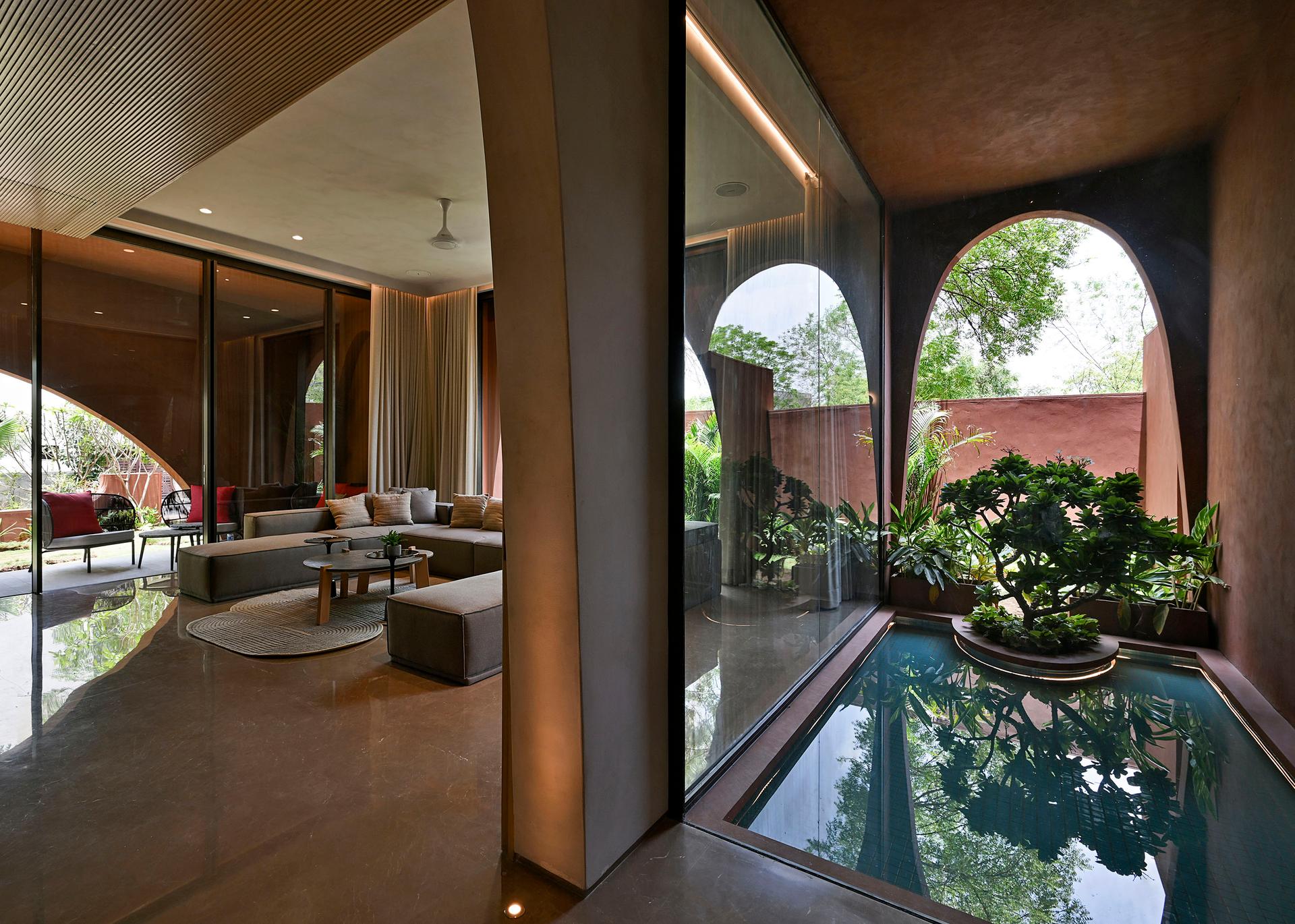MIRAI HOUSE OF ARCHES - image 8