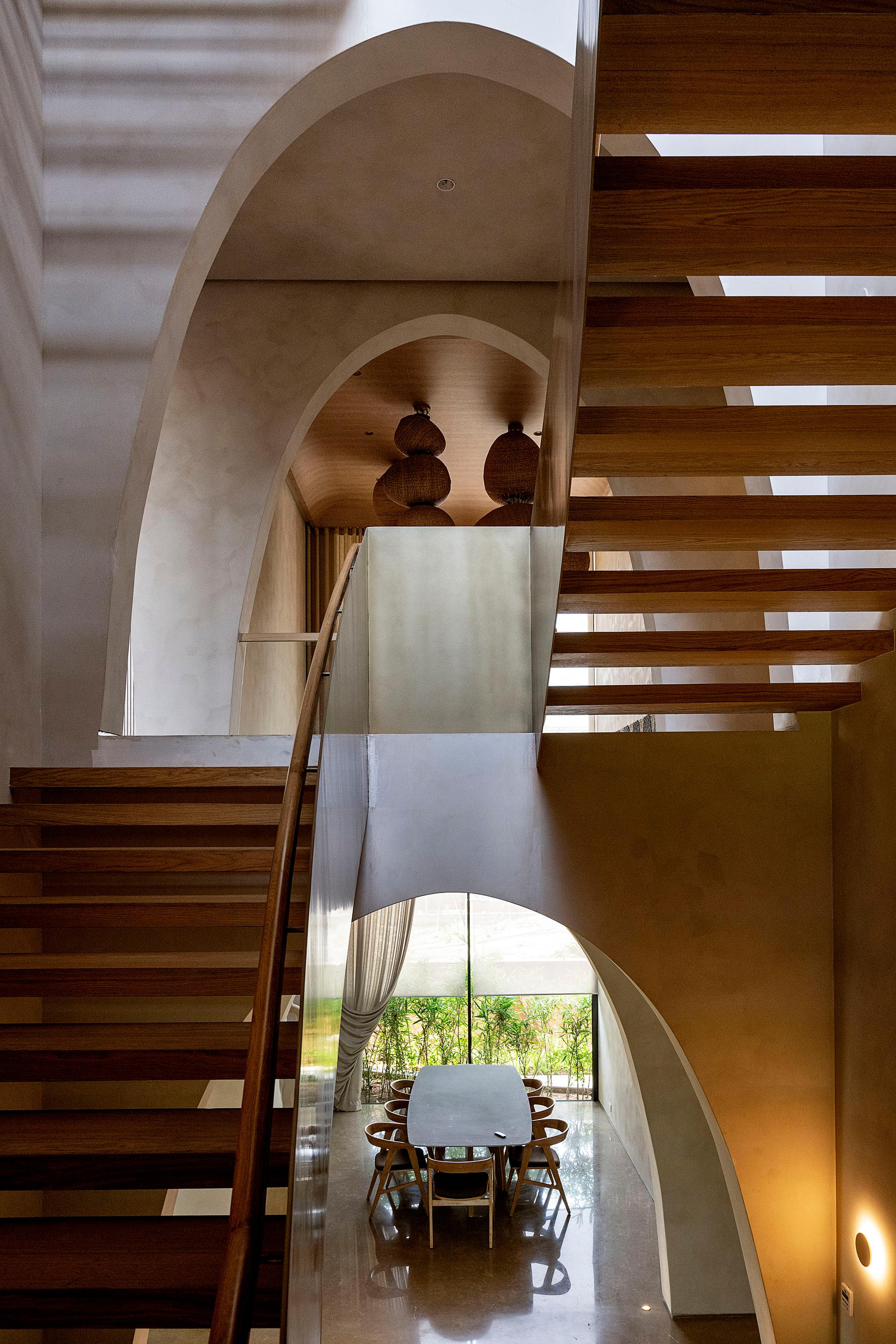 MIRAI HOUSE OF ARCHES - image 19