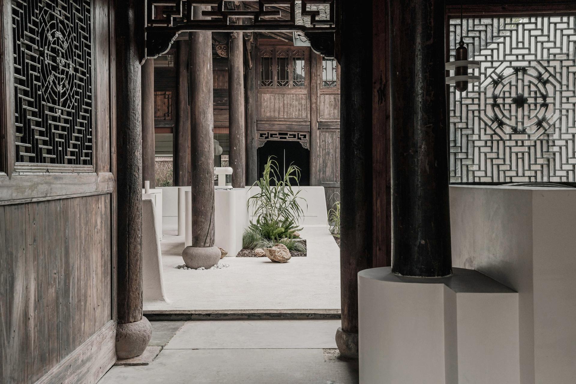 Renovation of old Hui-style buildings in Longwu, Hangzhou - image 6