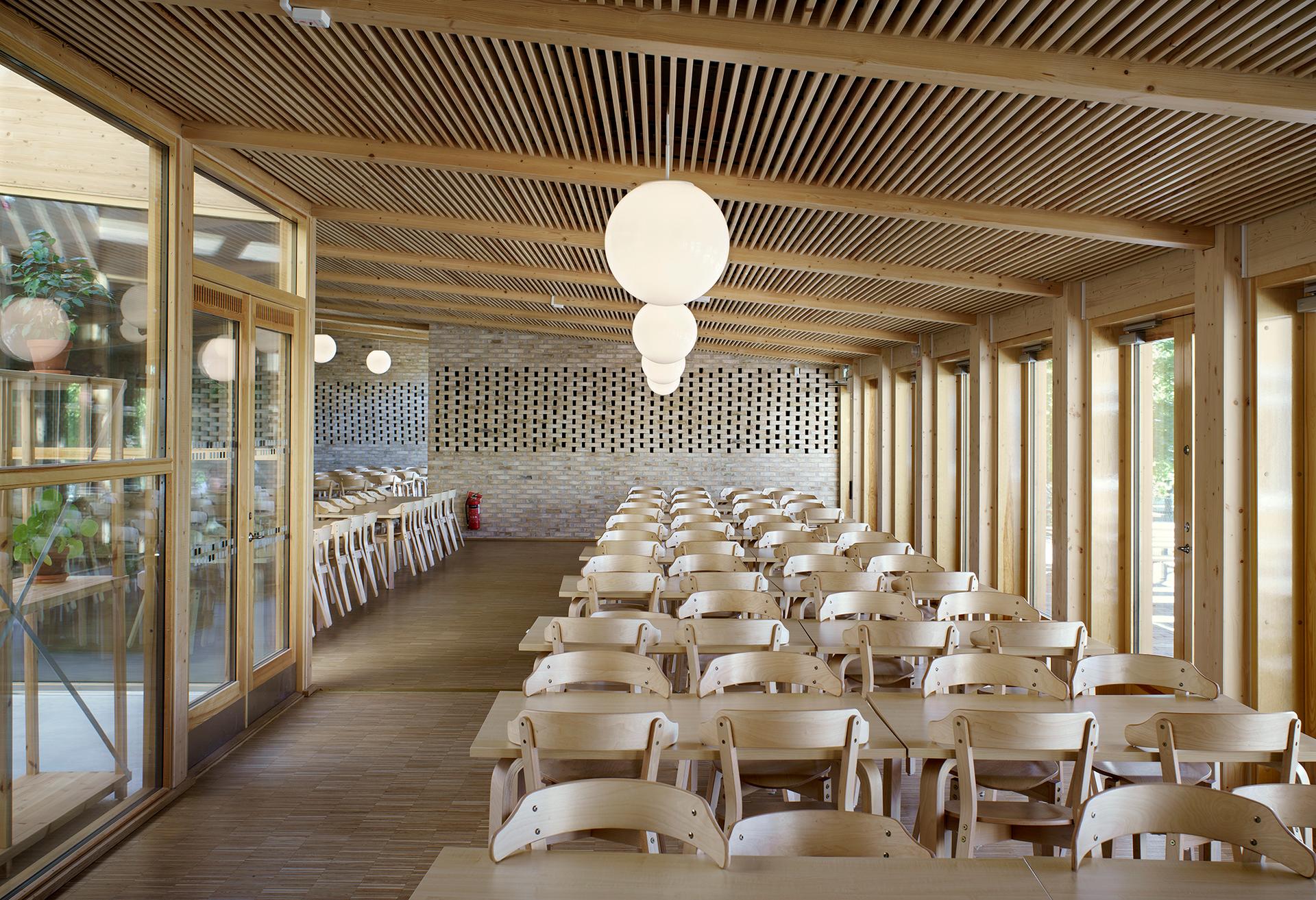 Väsby School Canteen - image 2