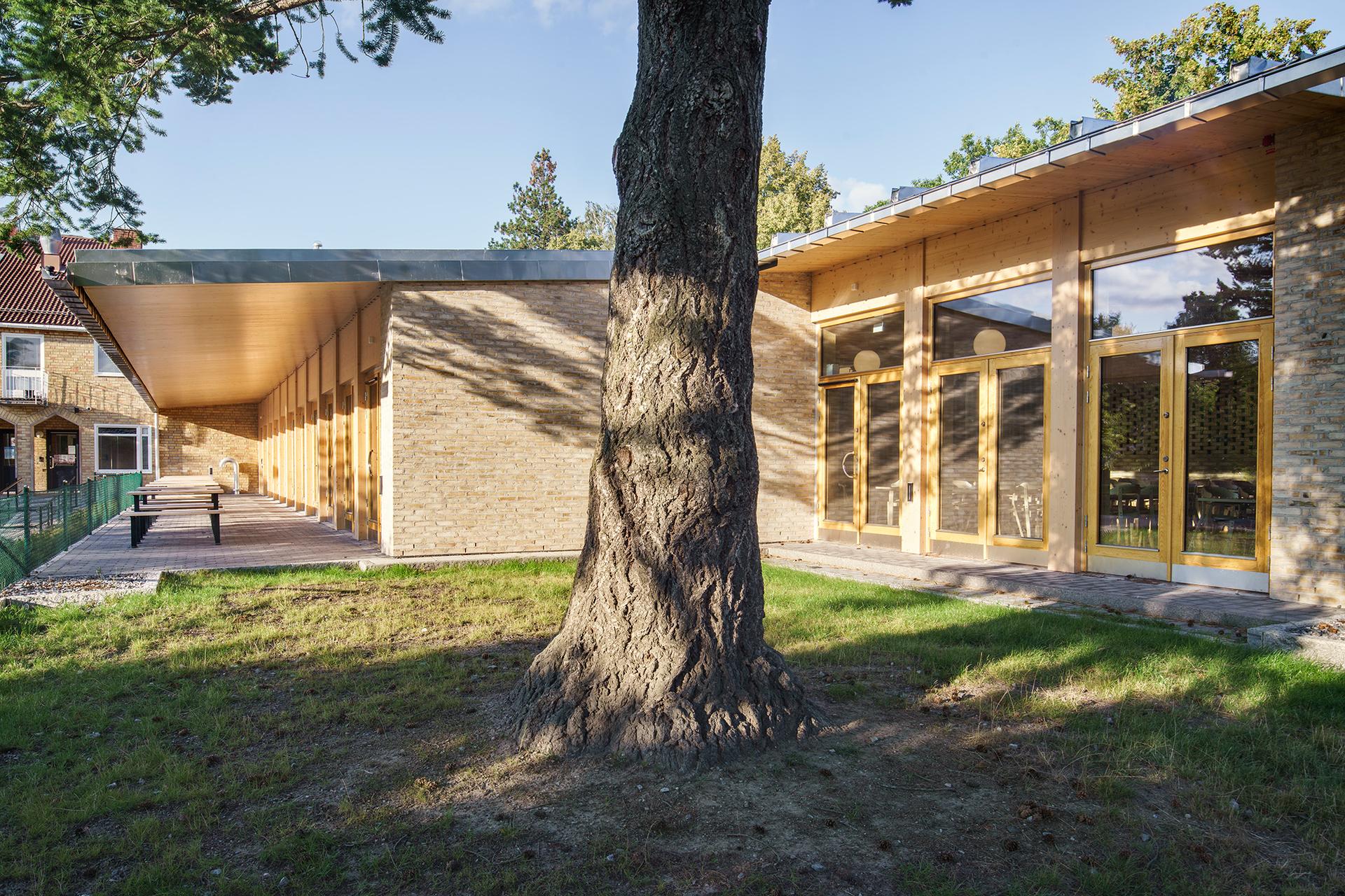 Väsby School Canteen - image 7