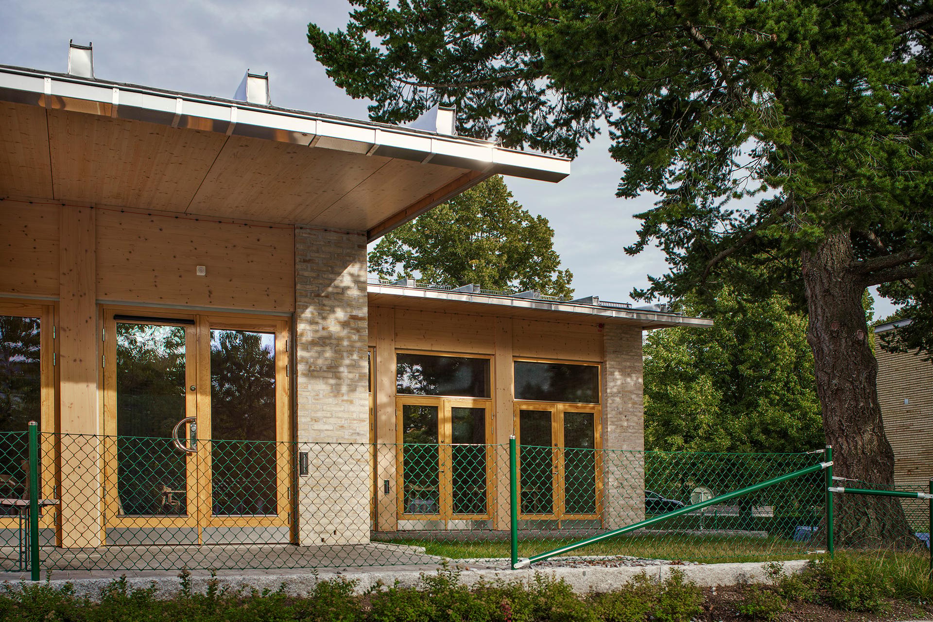 Väsby School Canteen - image 8